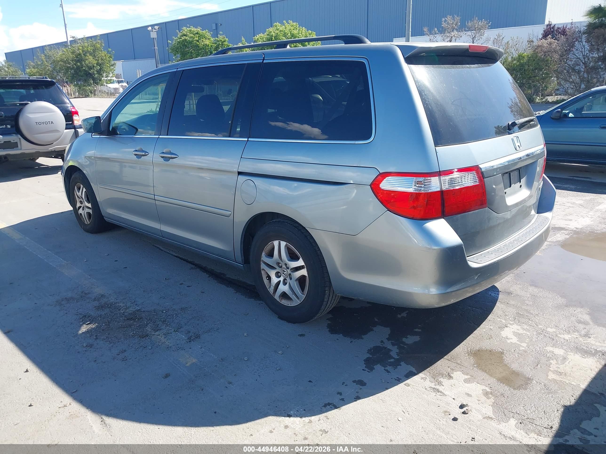 HONDA ODYSSEY image 3