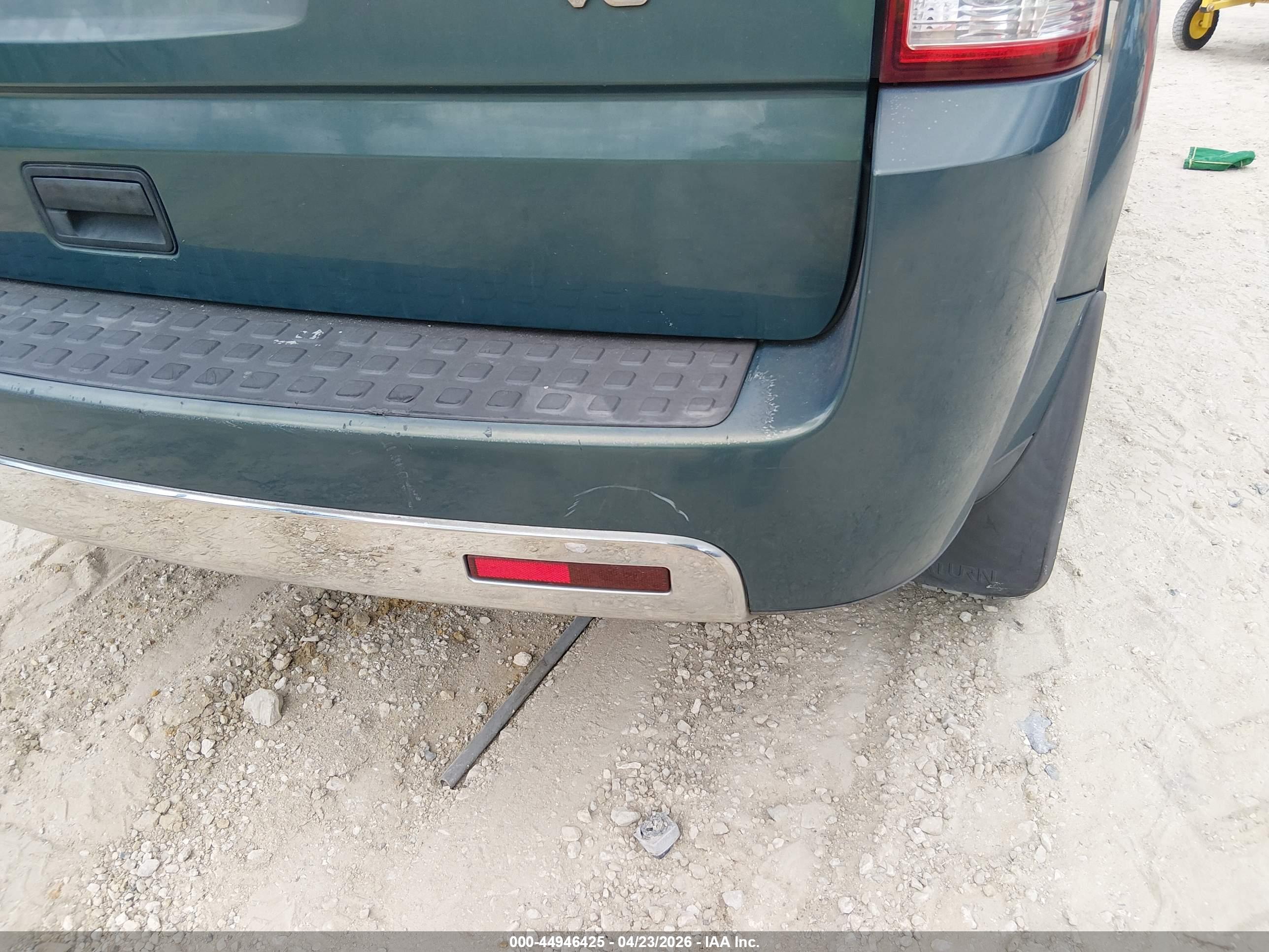 SATURN VUE image 6