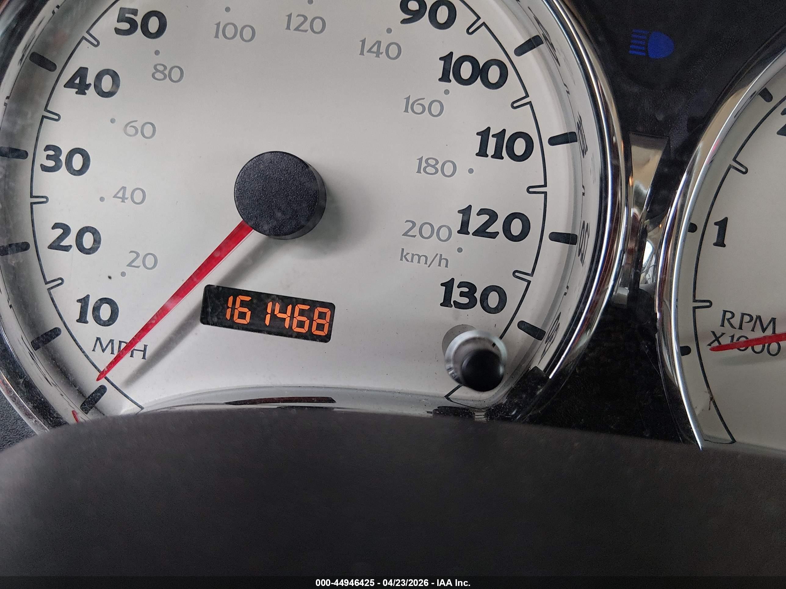 SATURN VUE image 7