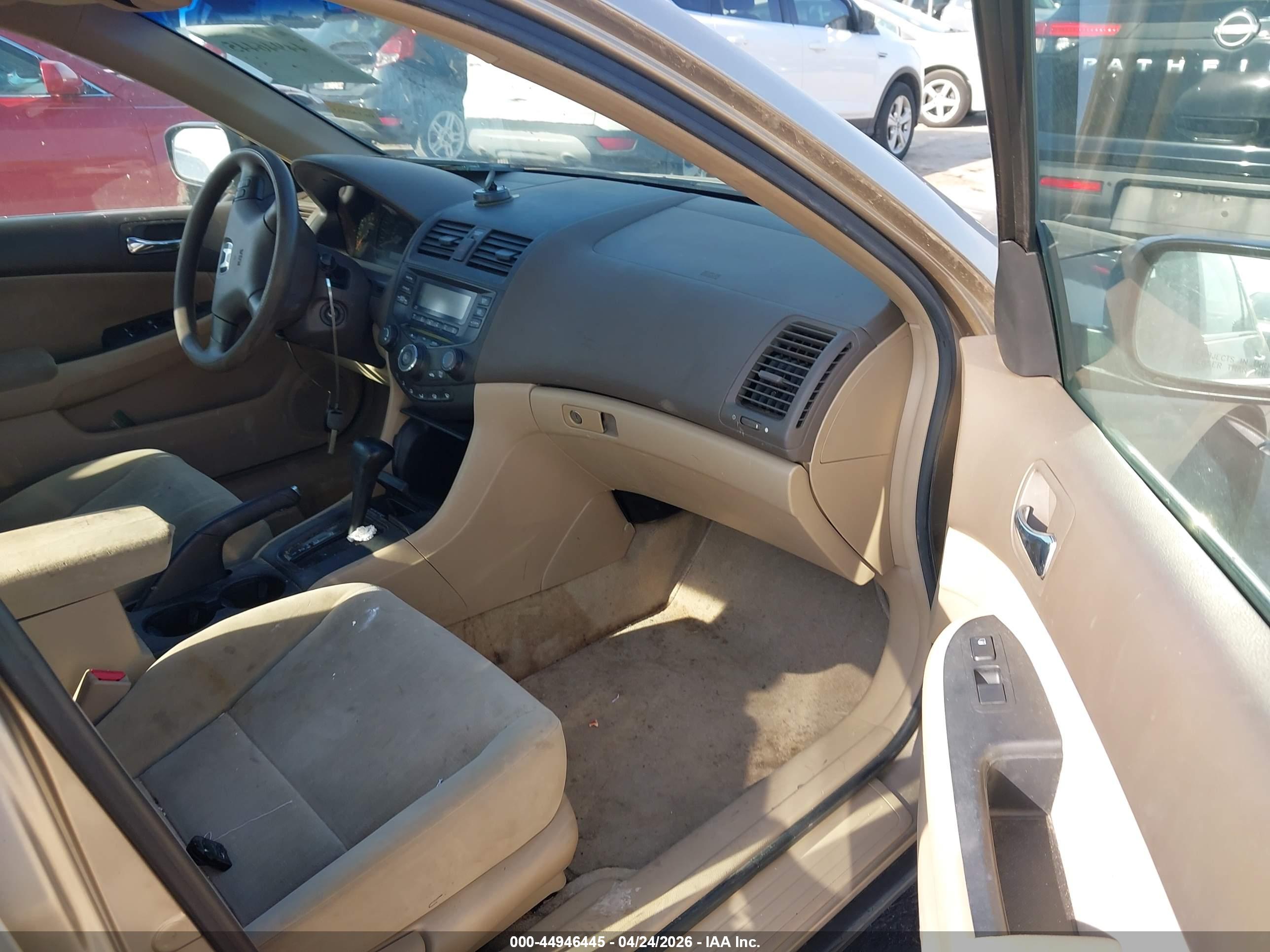 HONDA ACCORD image 5