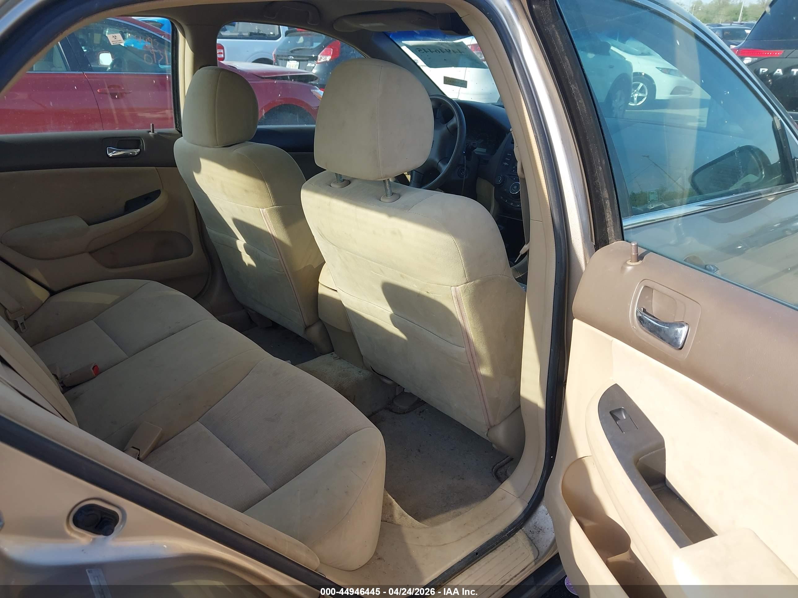 HONDA ACCORD image 8
