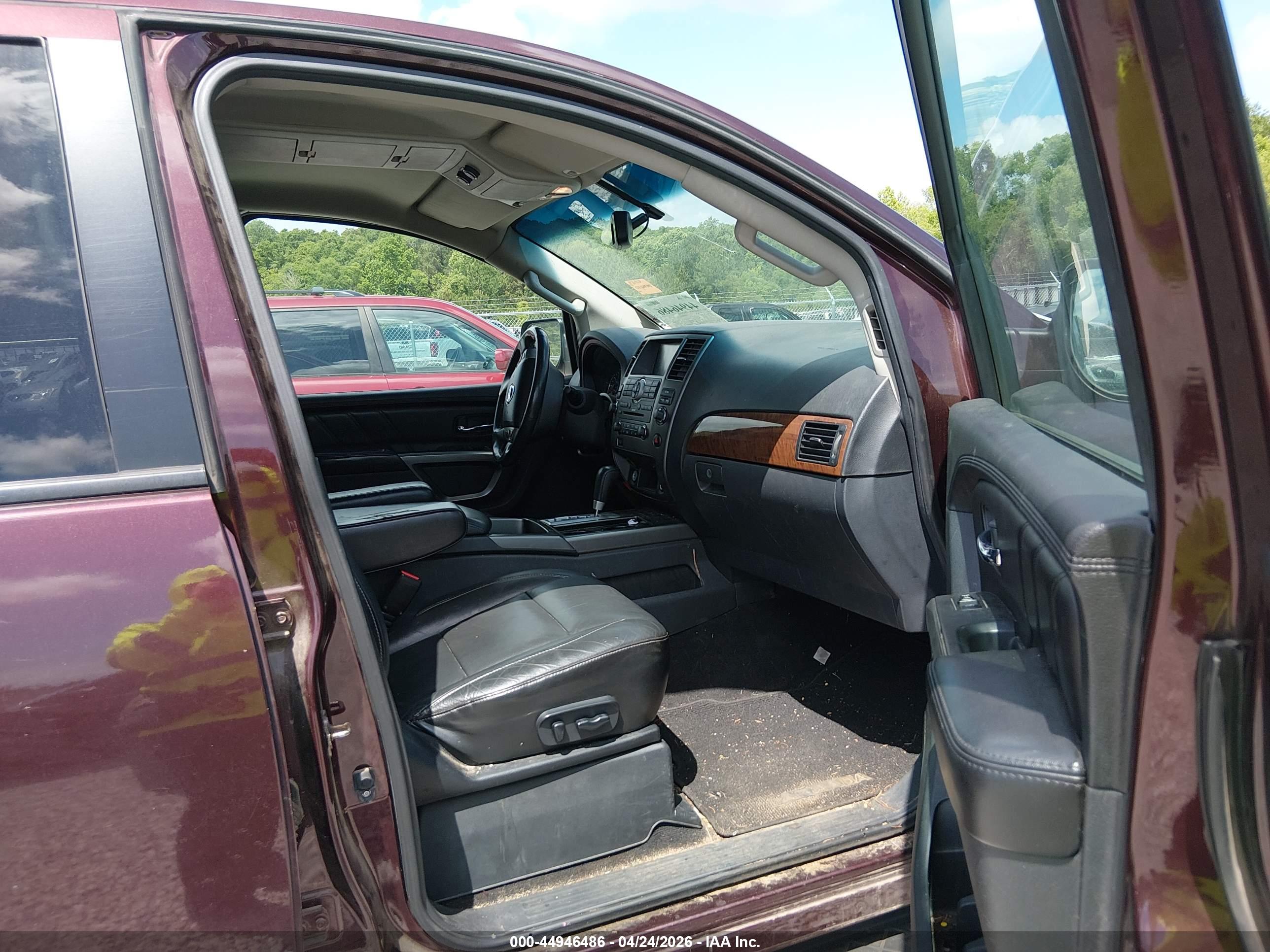 NISSAN ARMADA image 5