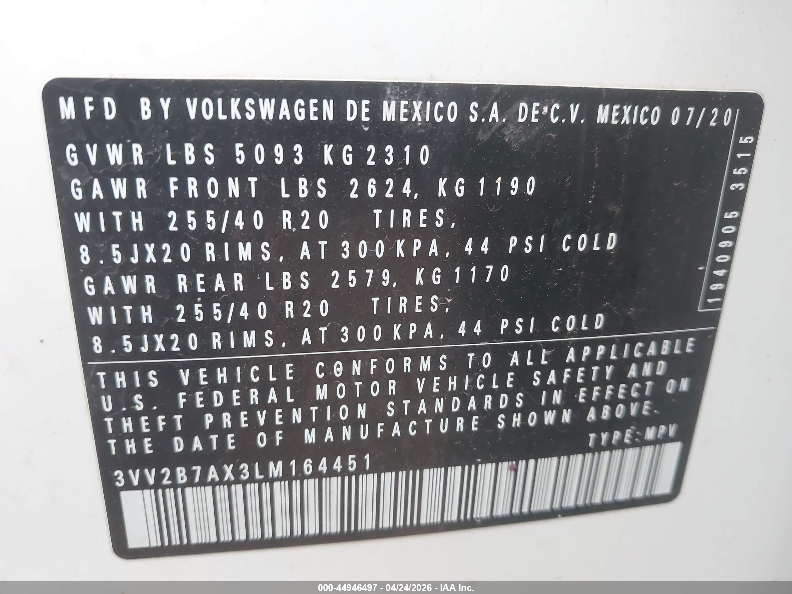 VOLKSWAGEN TIGUAN image 9