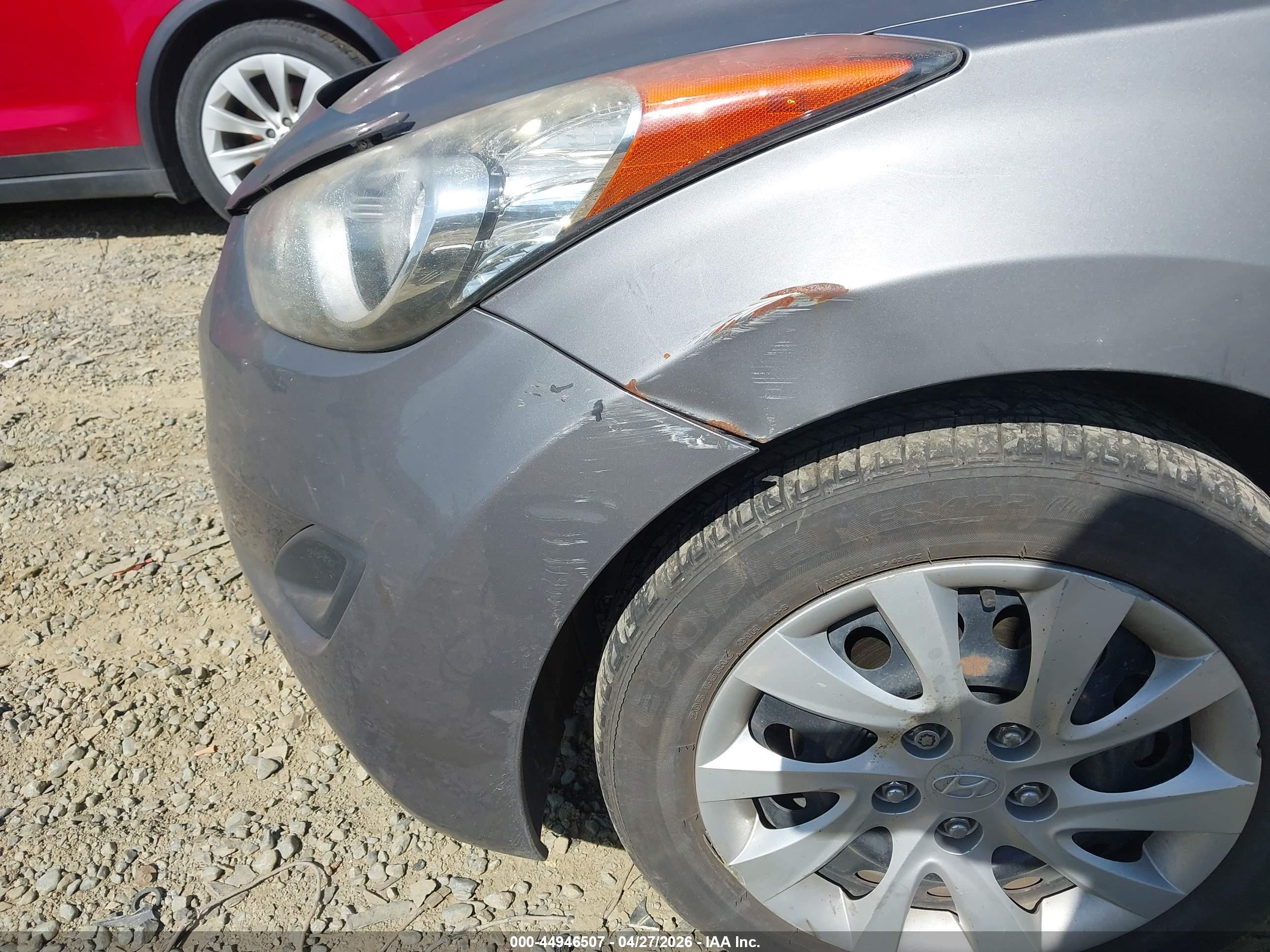 HYUNDAI ELANTRA image 6