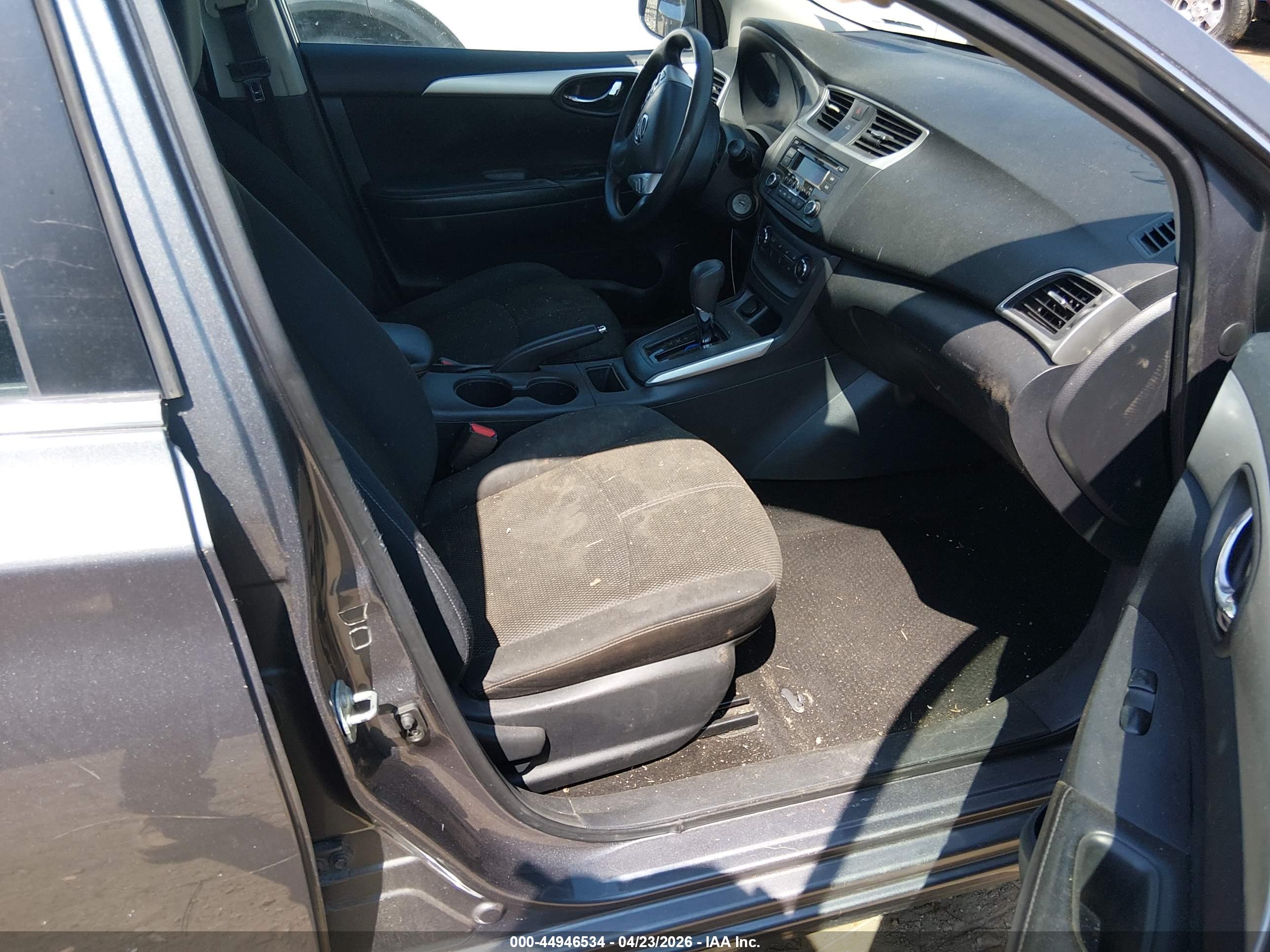 NISSAN SENTRA image 5