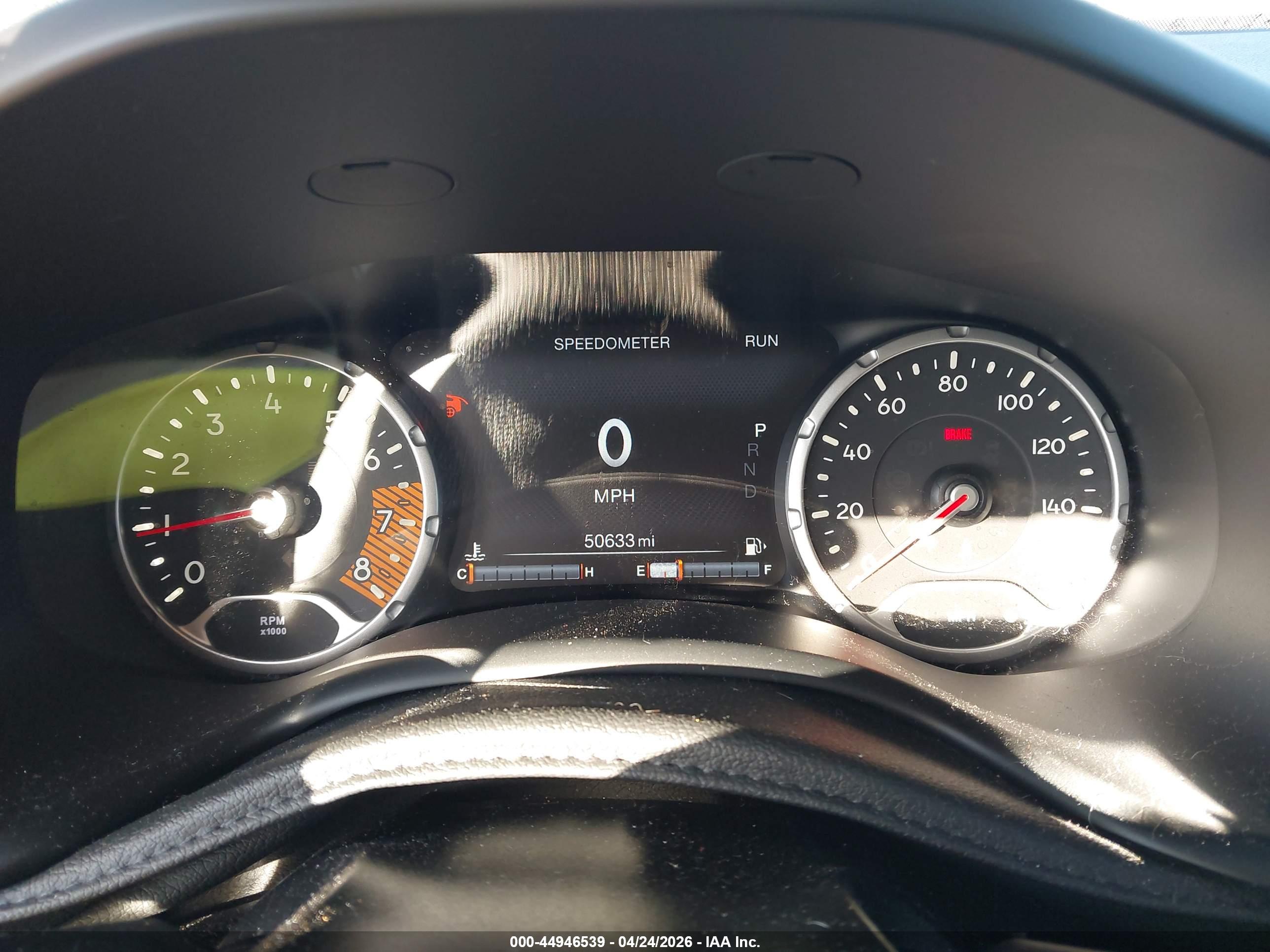 JEEP RENEGADE image 7