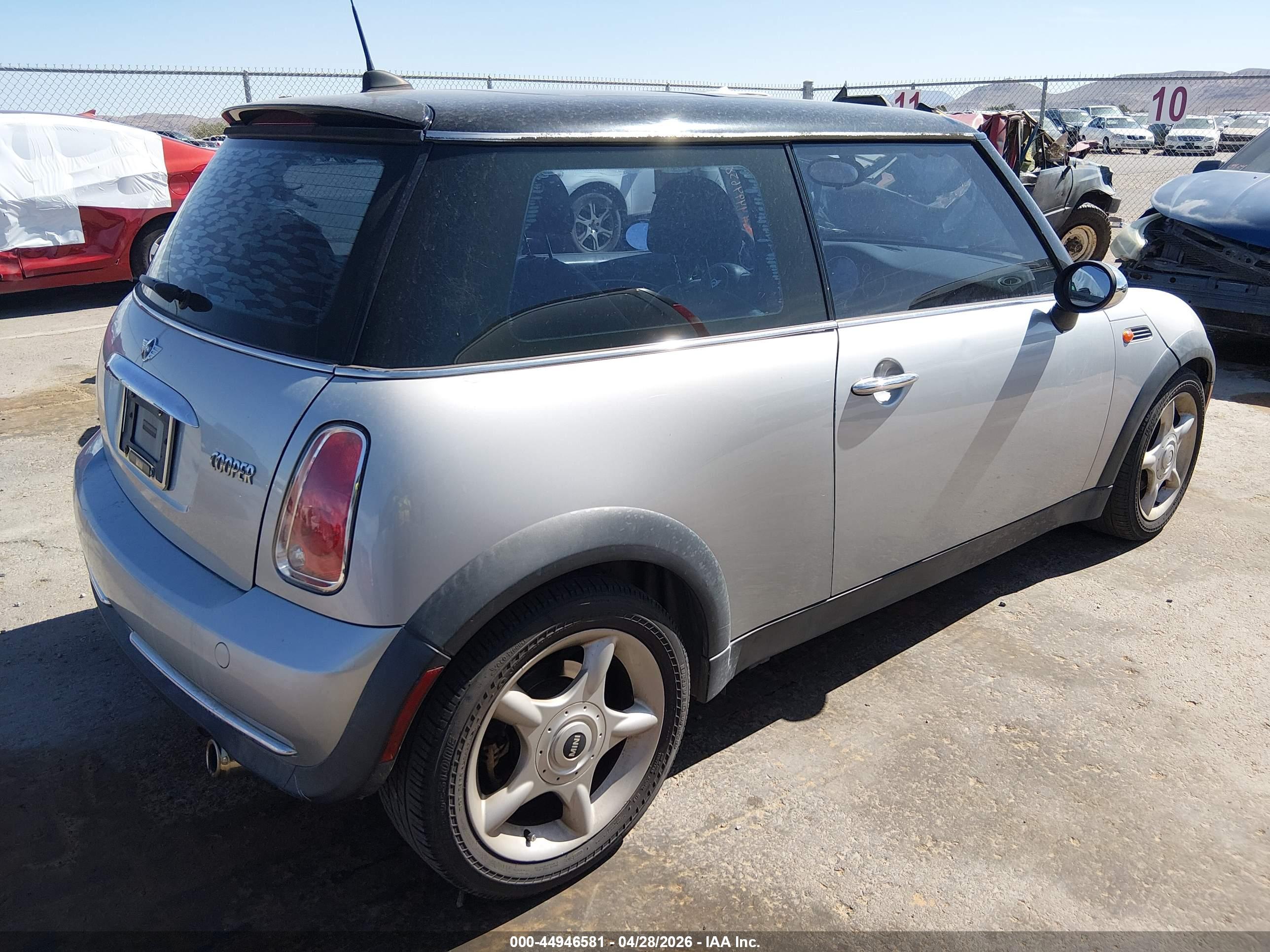 MINI COOPER image 4