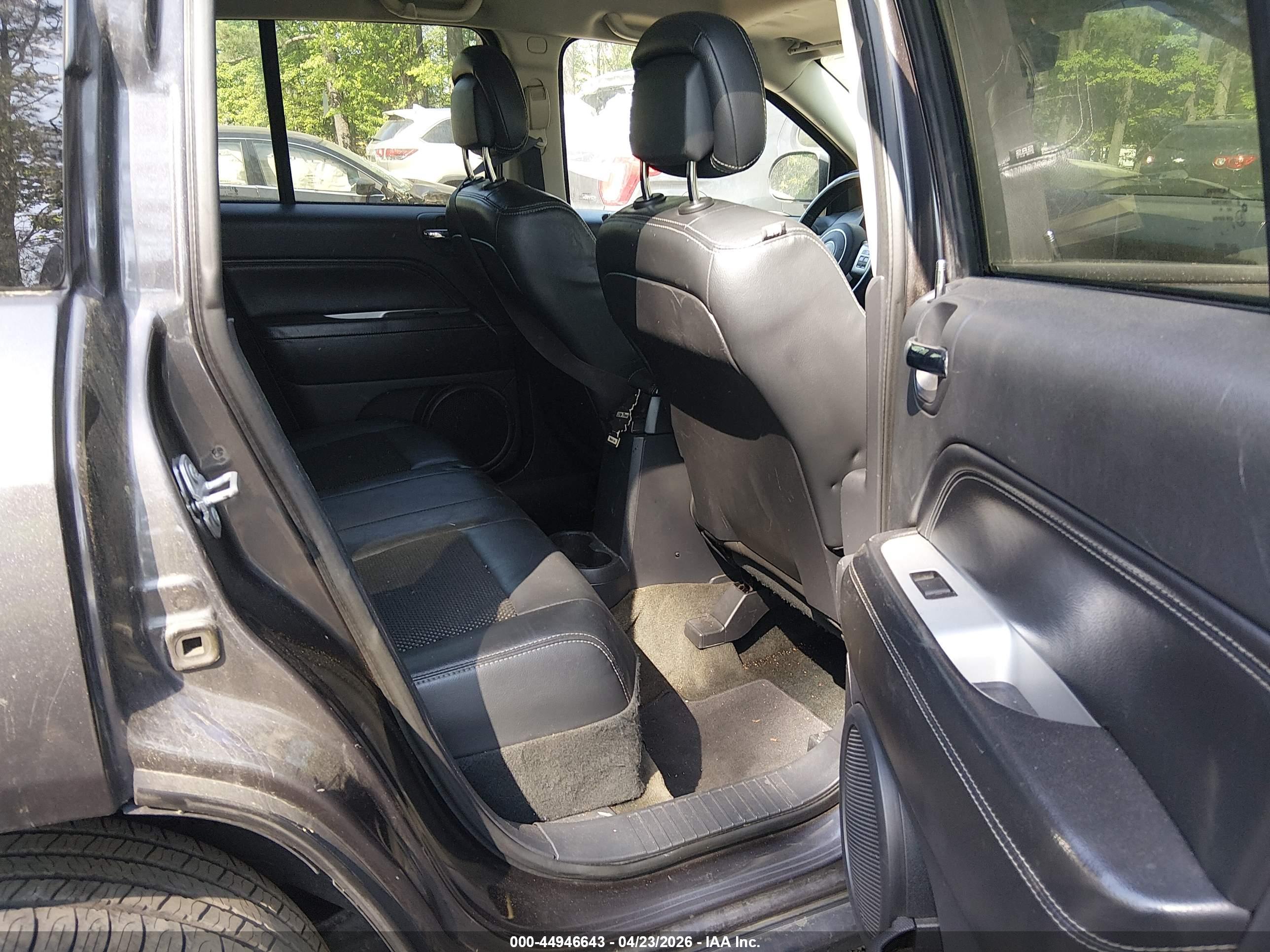 JEEP COMPASS image 8