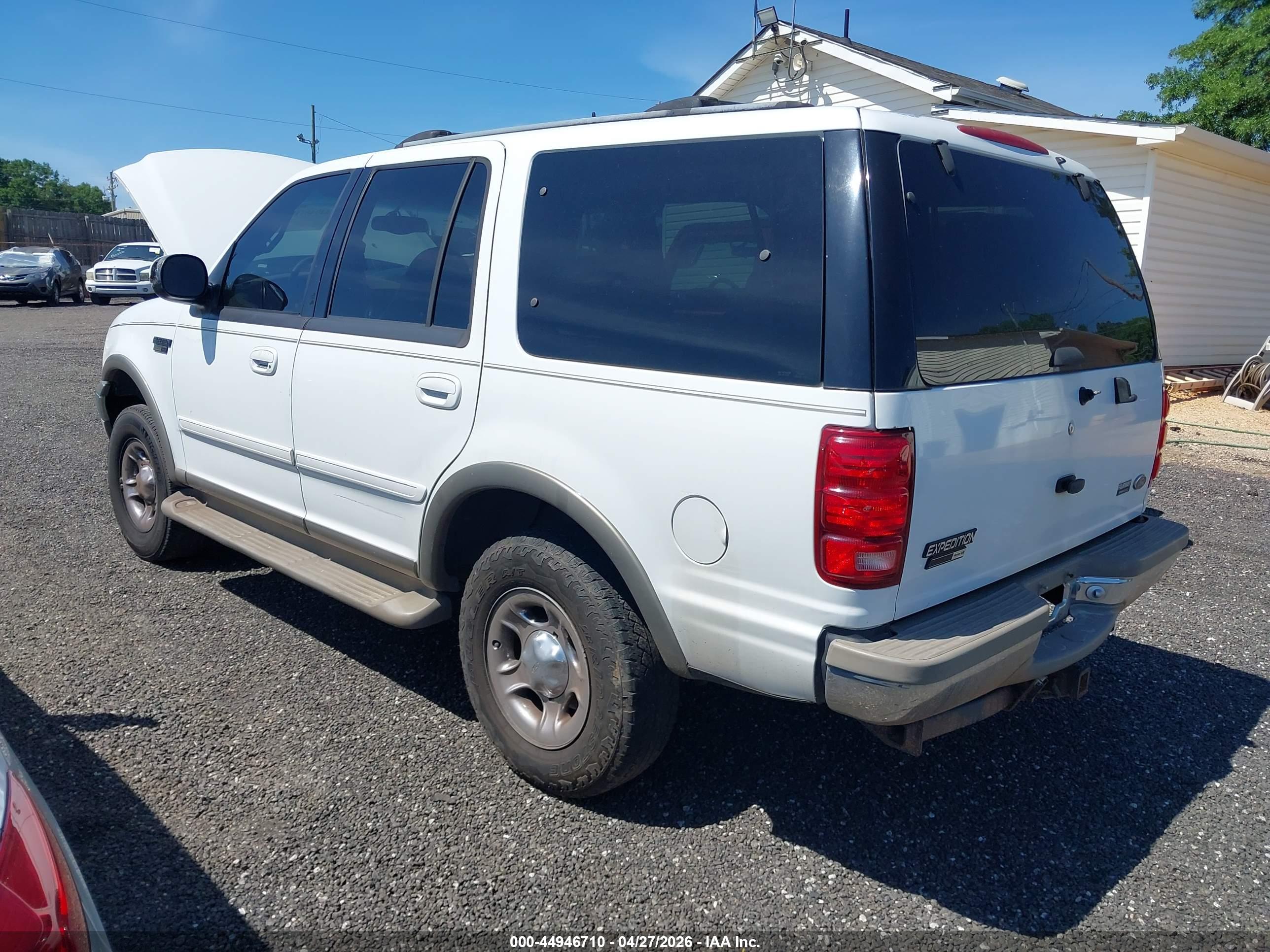 FORD EXPEDITION image 3