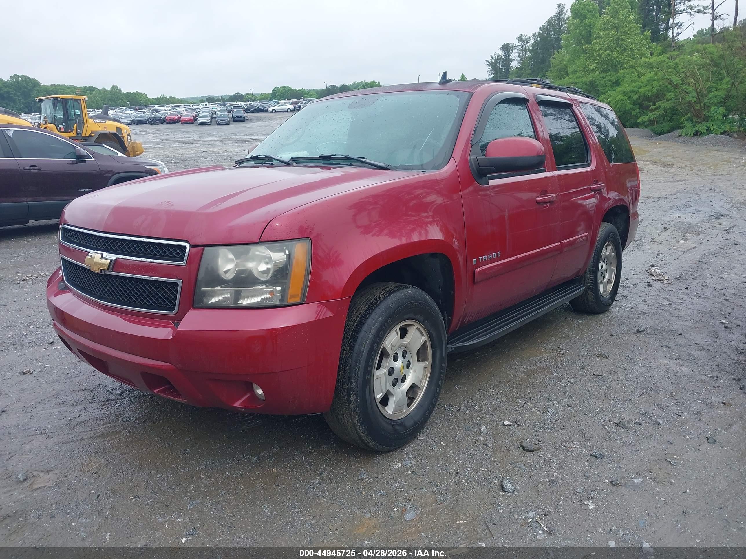 CHEVROLET TAHOE image 2