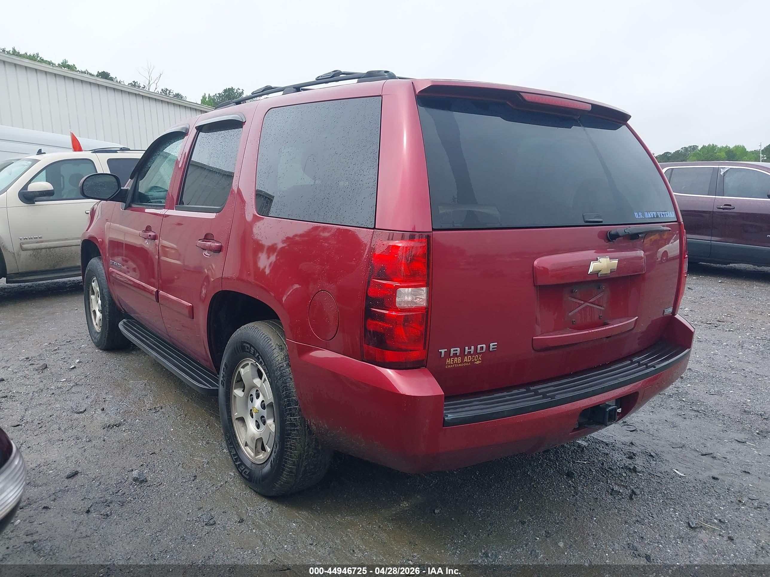 CHEVROLET TAHOE image 3