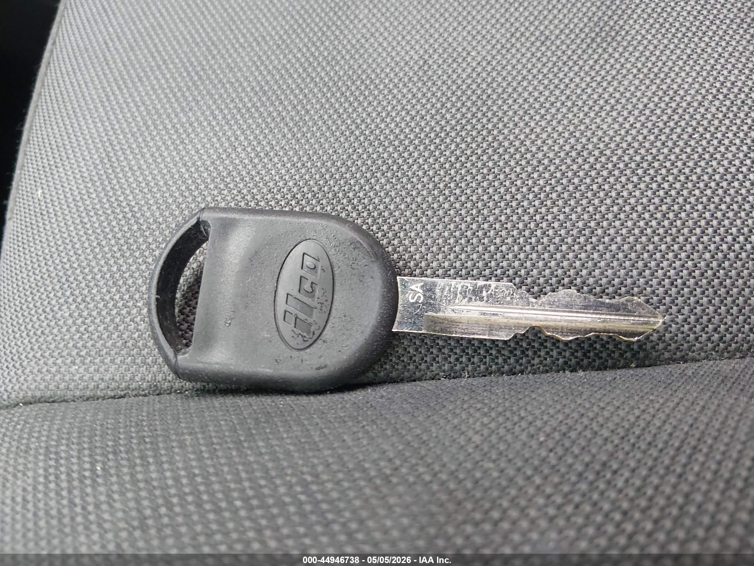 FORD ESCAPE image 11