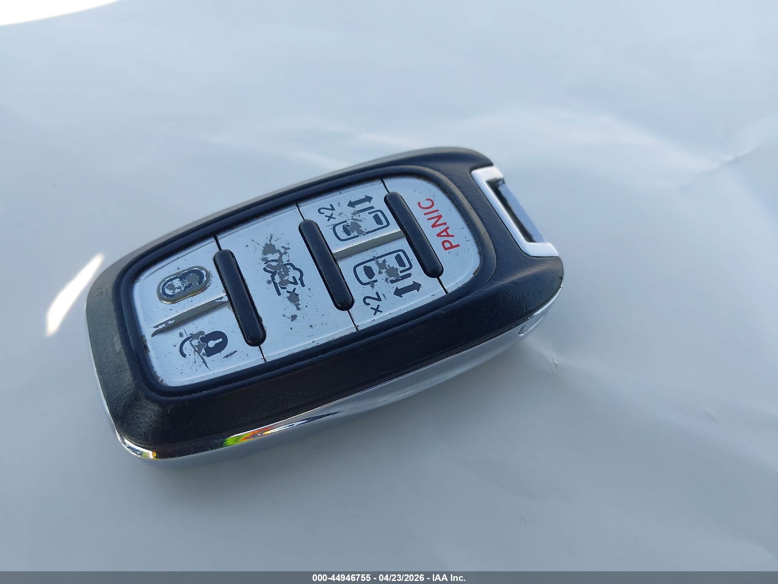 CHRYSLER PACIFICA image 11