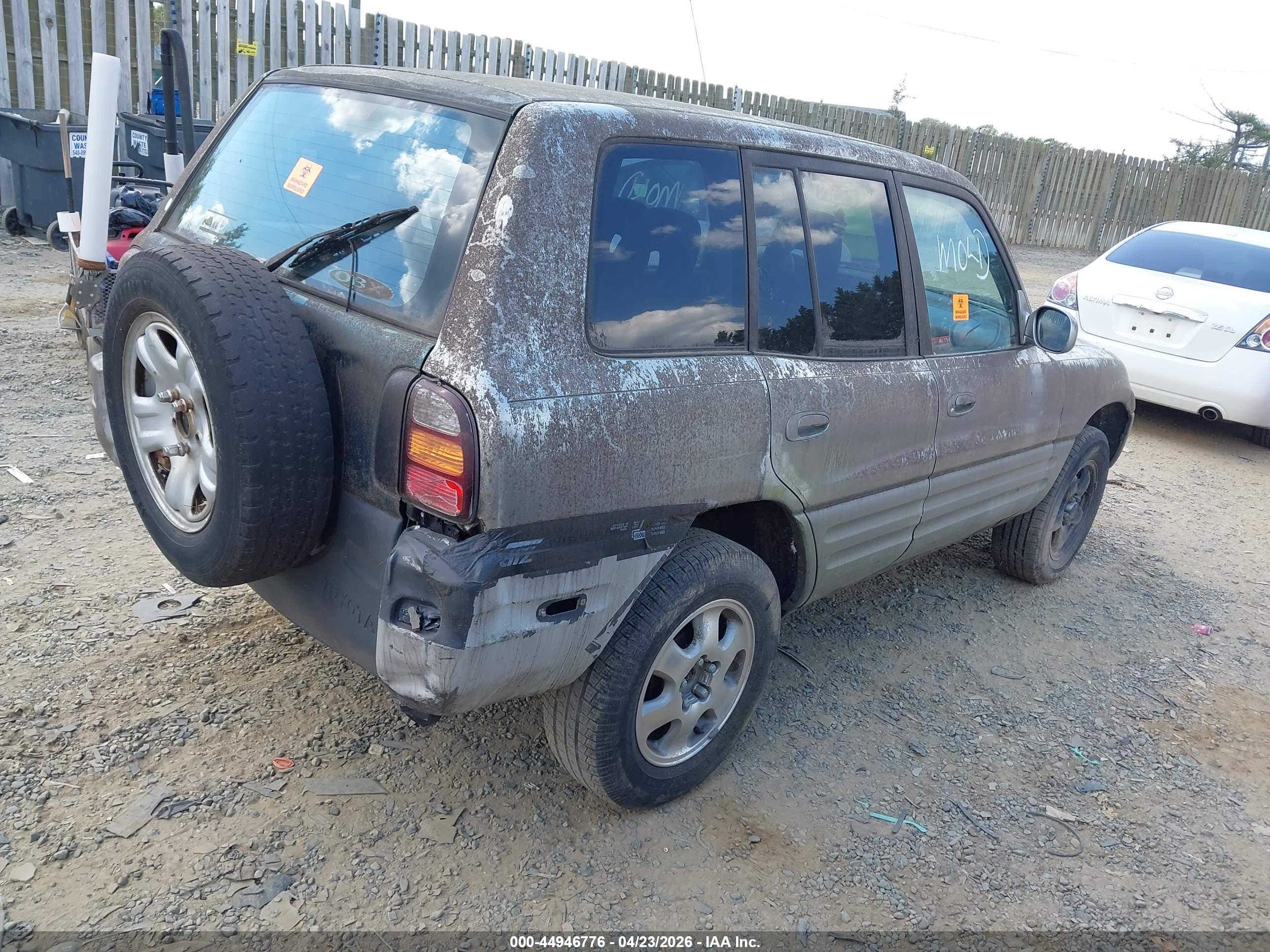 TOYOTA RAV4 image 4