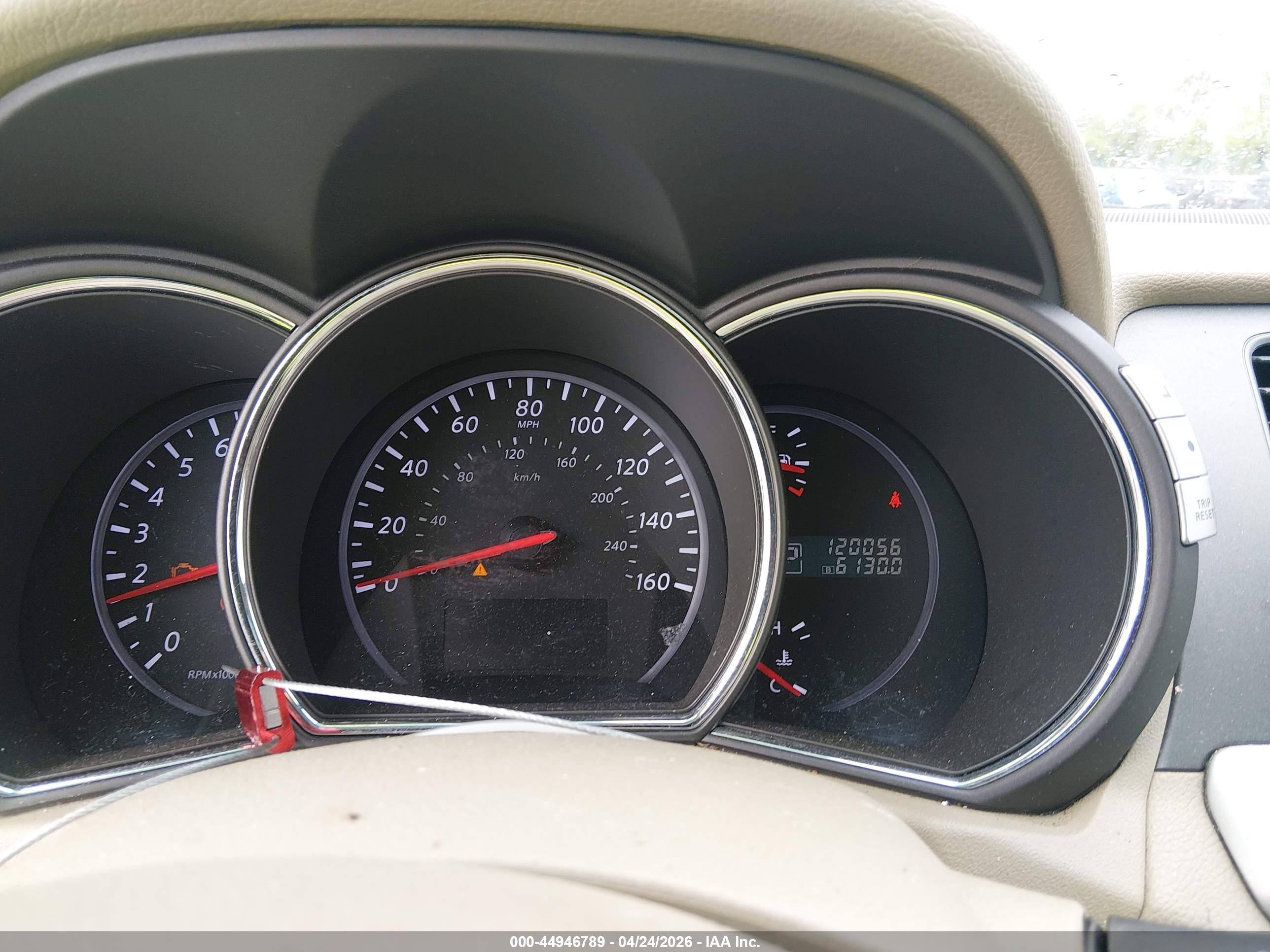 NISSAN MURANO image 7