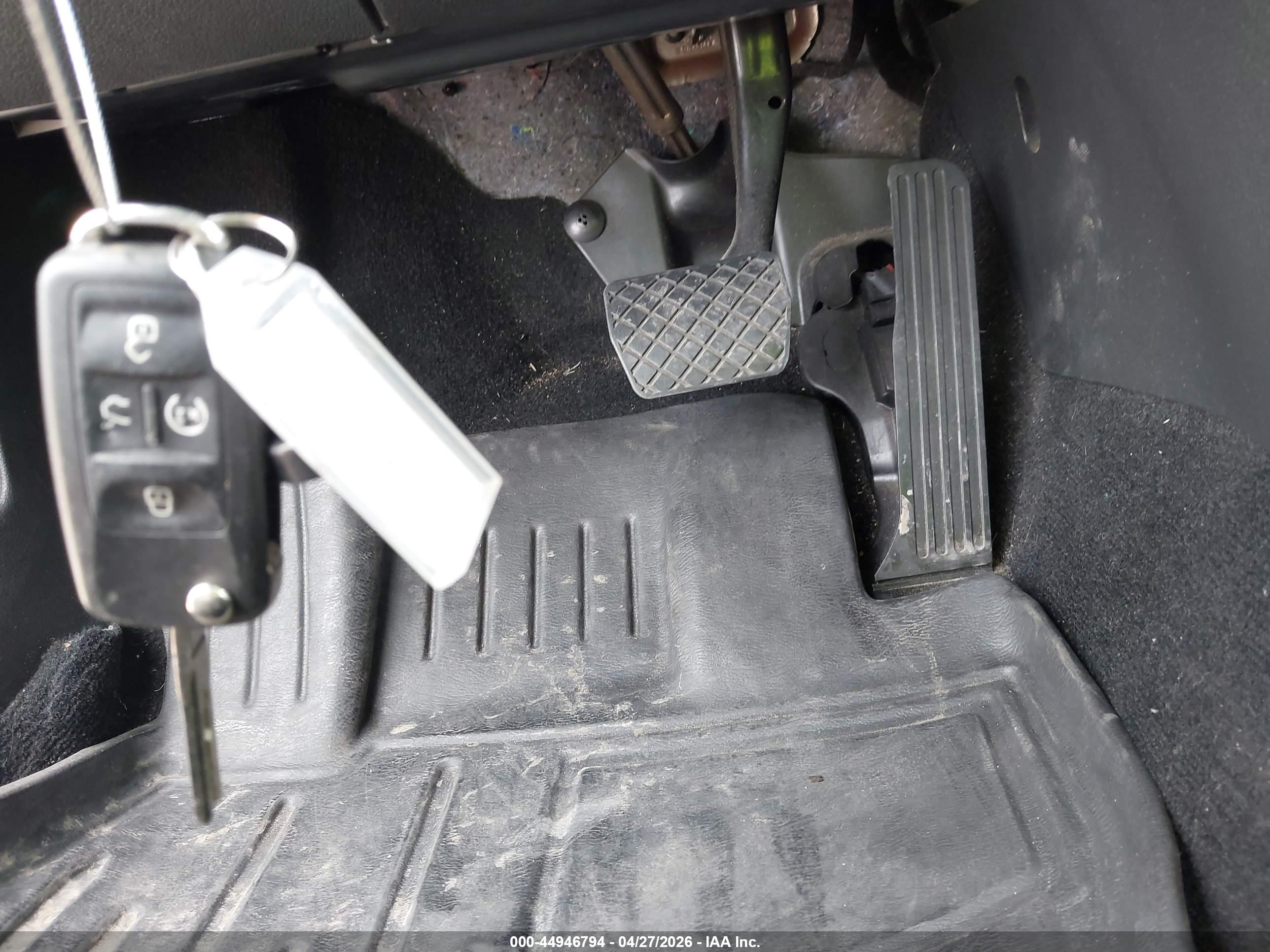 VOLKSWAGEN PASSAT image 11
