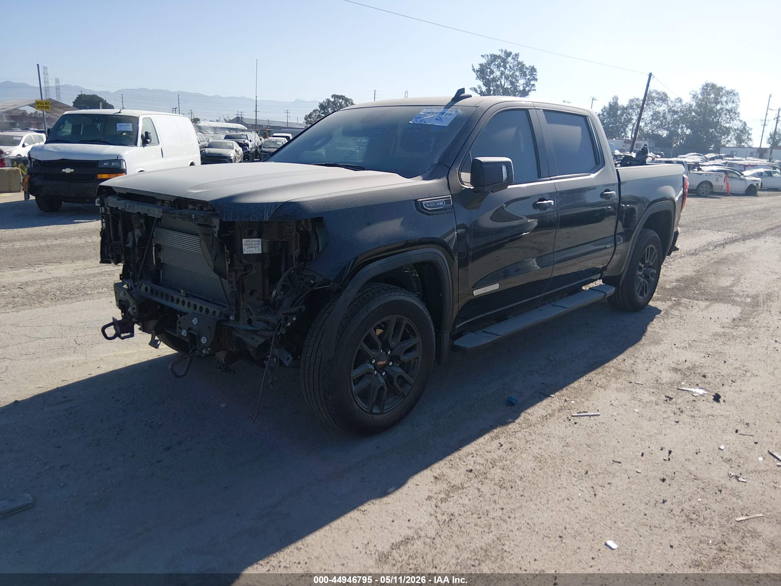 GMC SIERRA image 2