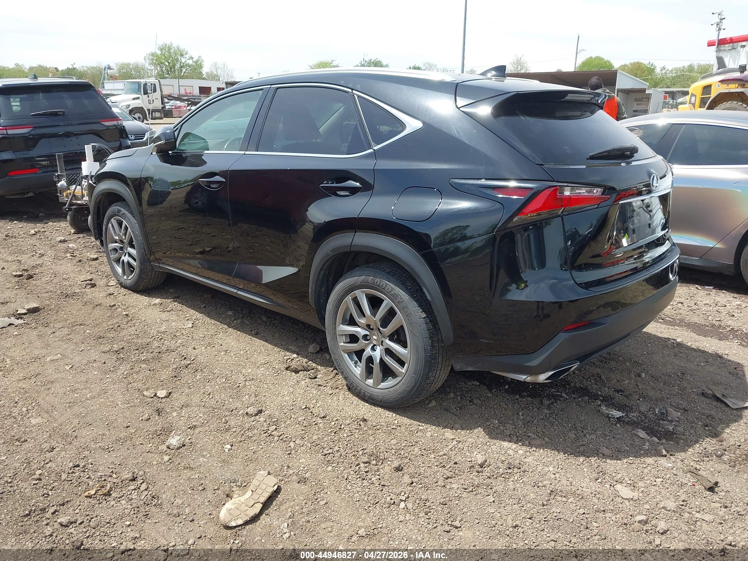 LEXUS NX image 3