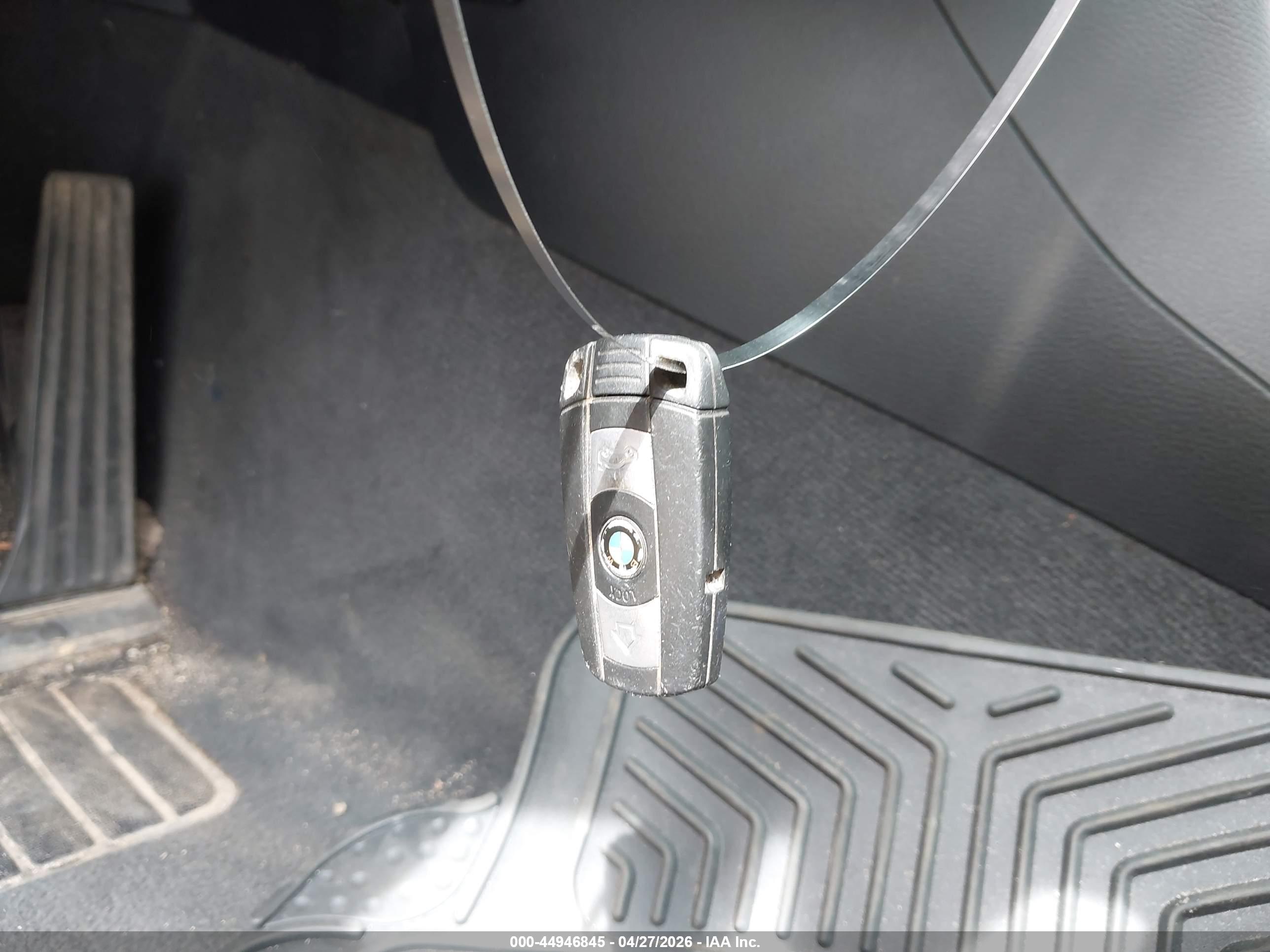 BMW X1 image 11
