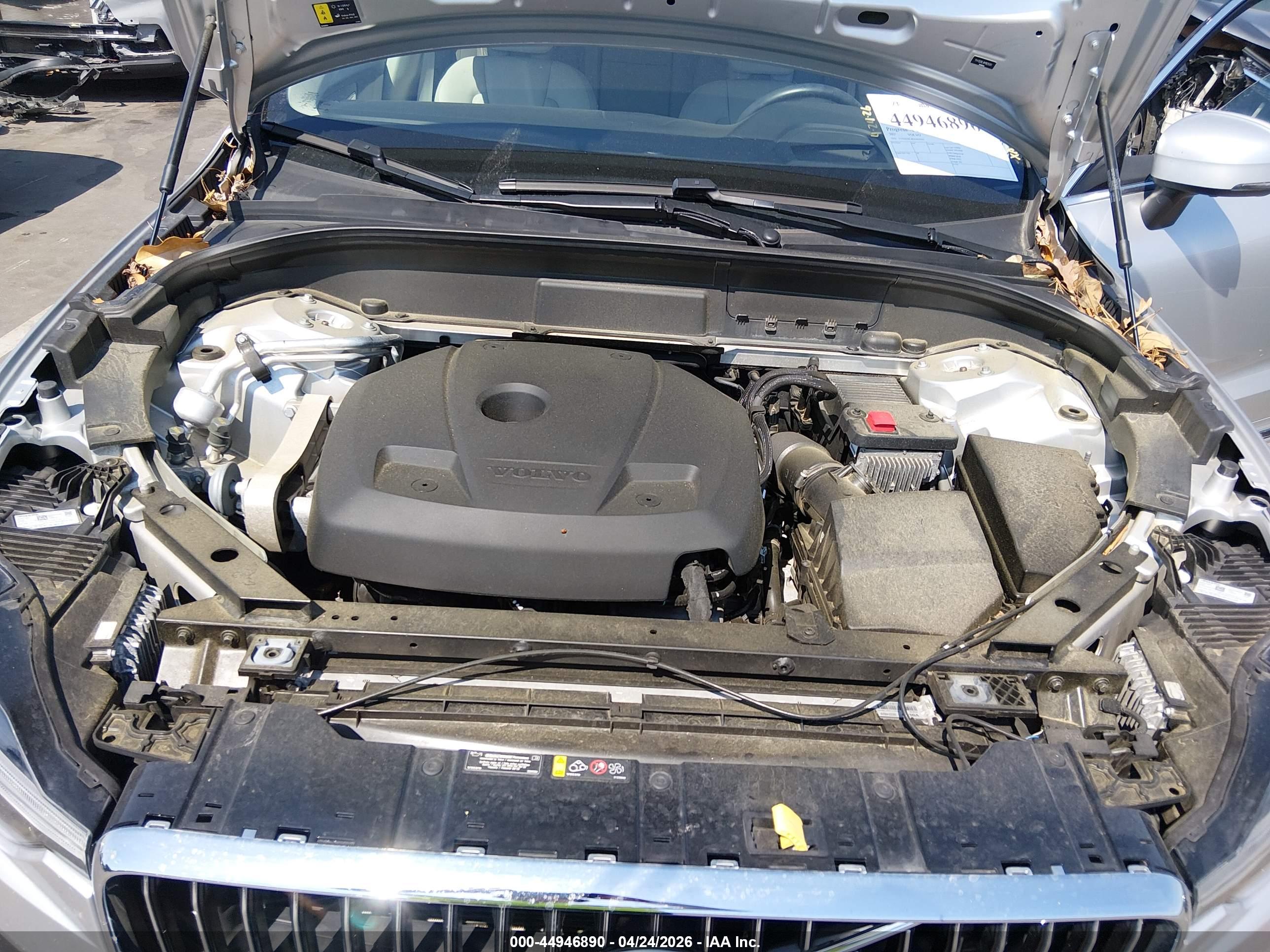 VOLVO XC60 image 10