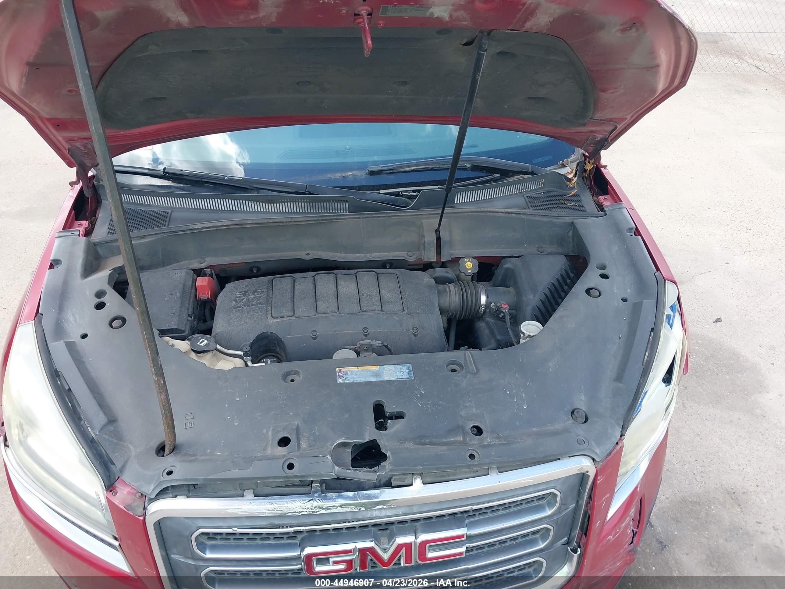 GMC ACADIA image 10