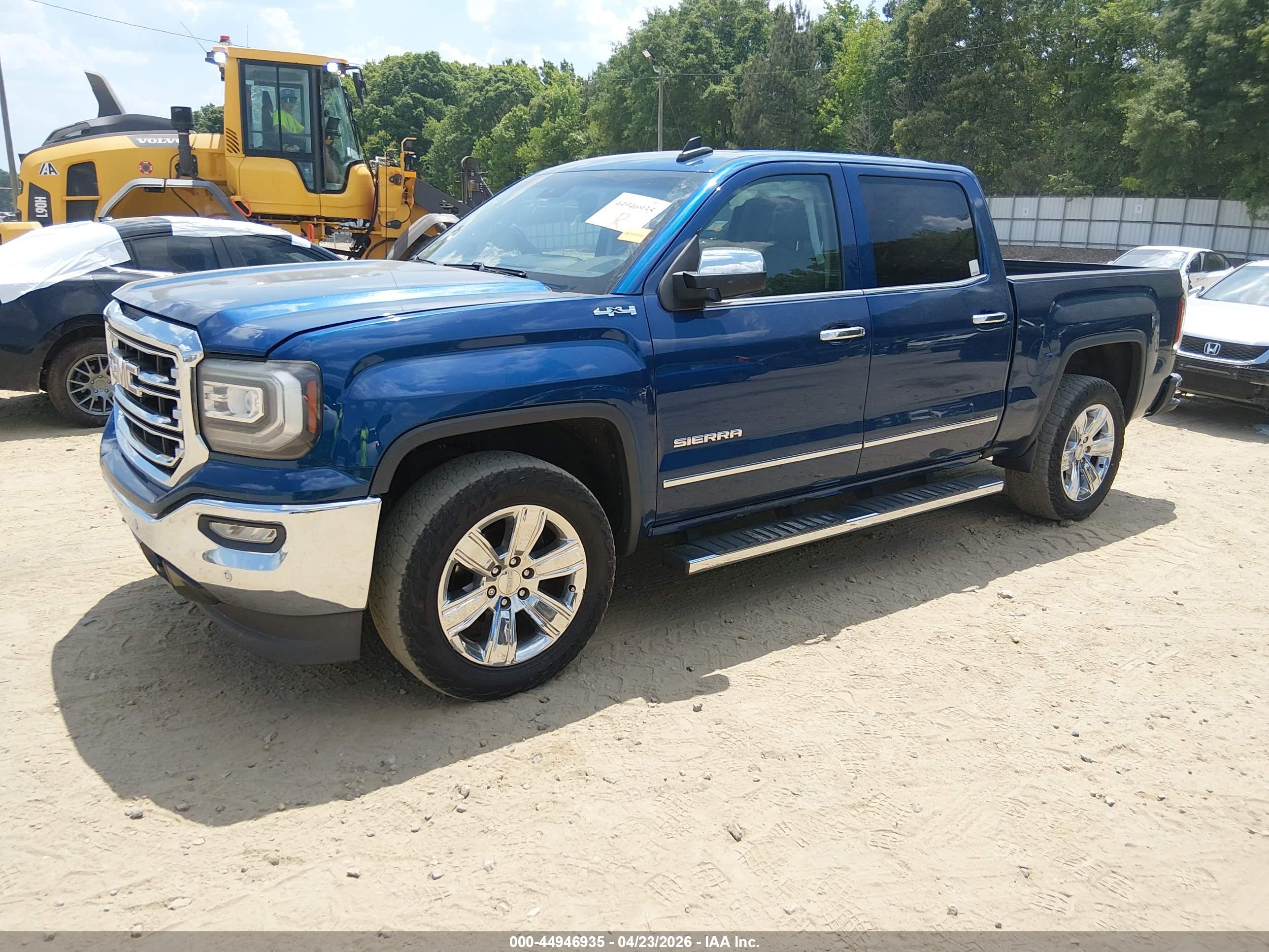 GMC SIERRA image 2