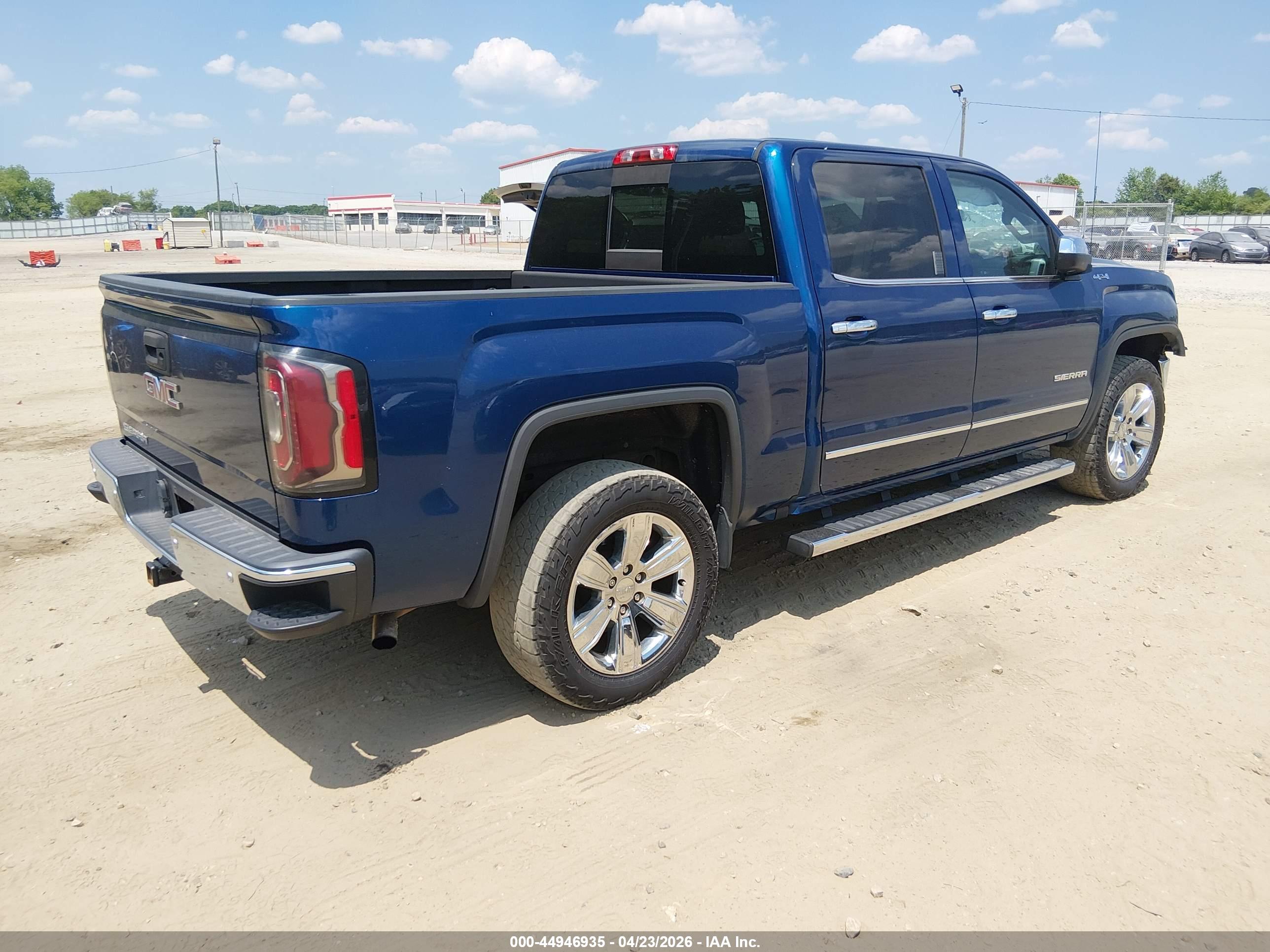 GMC SIERRA image 4