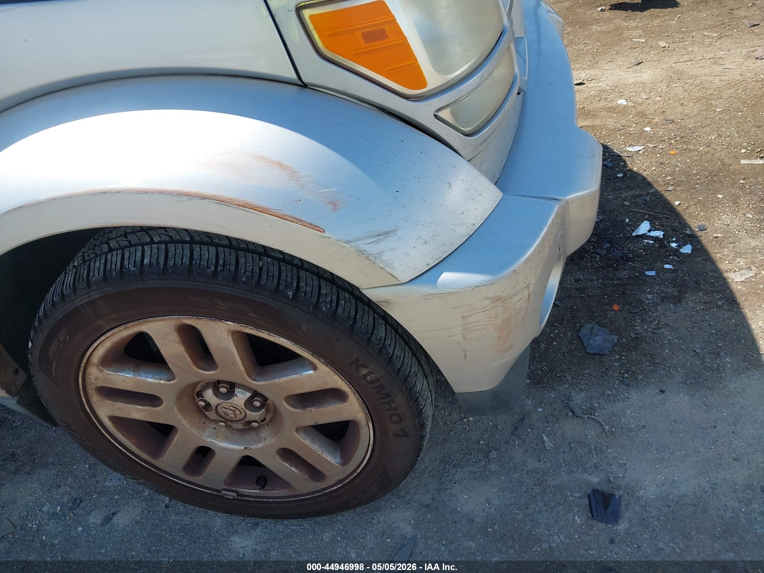 DODGE NITRO image 6