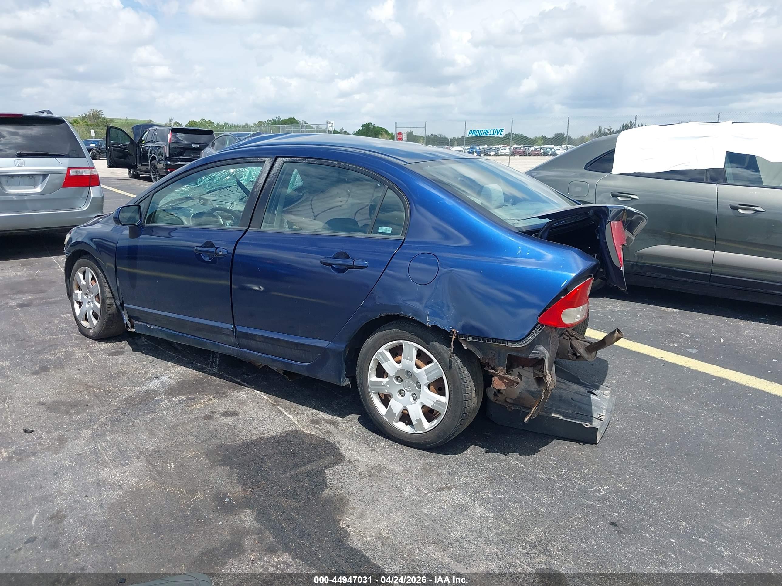 HONDA CIVIC image 3