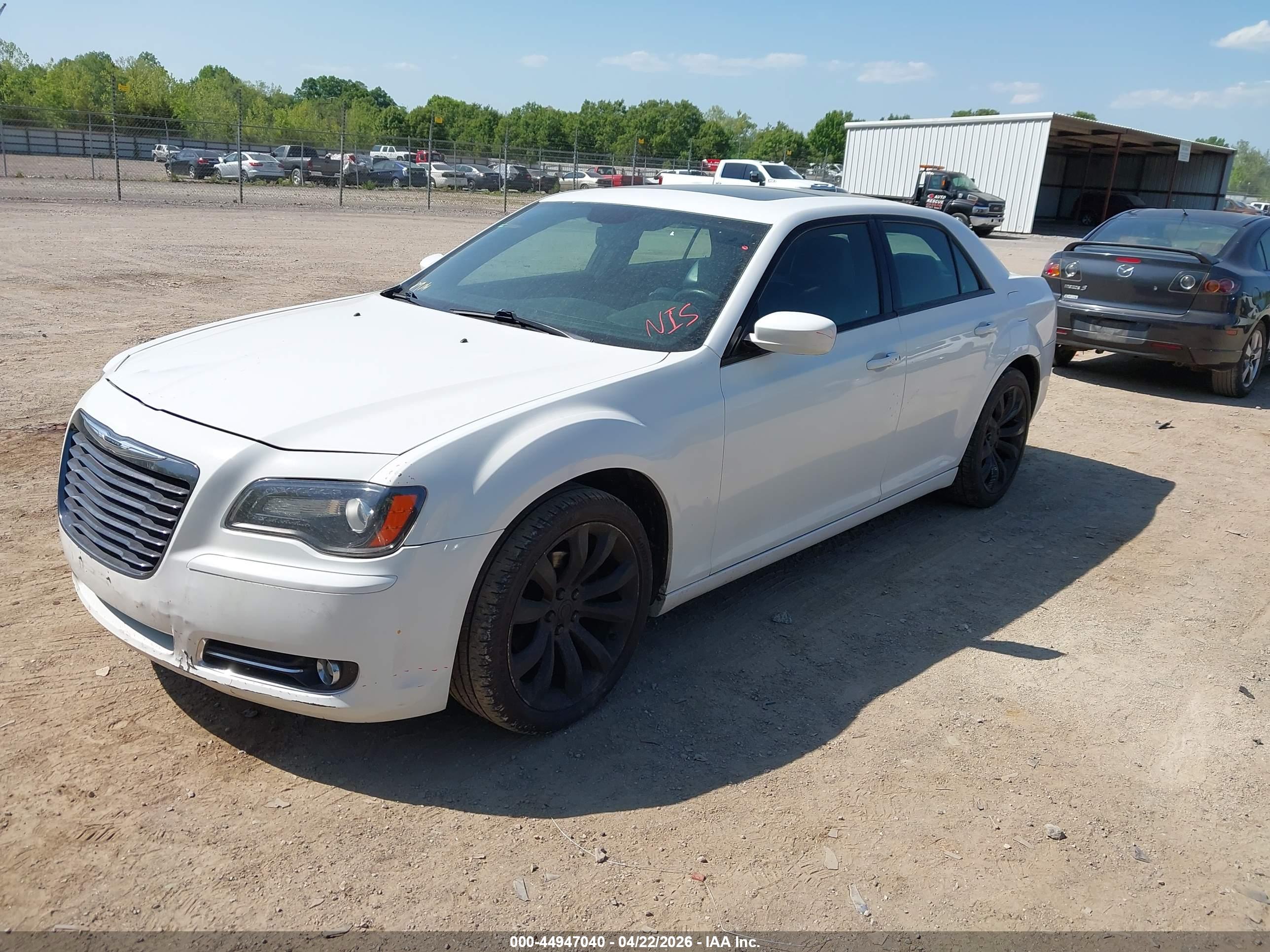 CHRYSLER 300 image 2