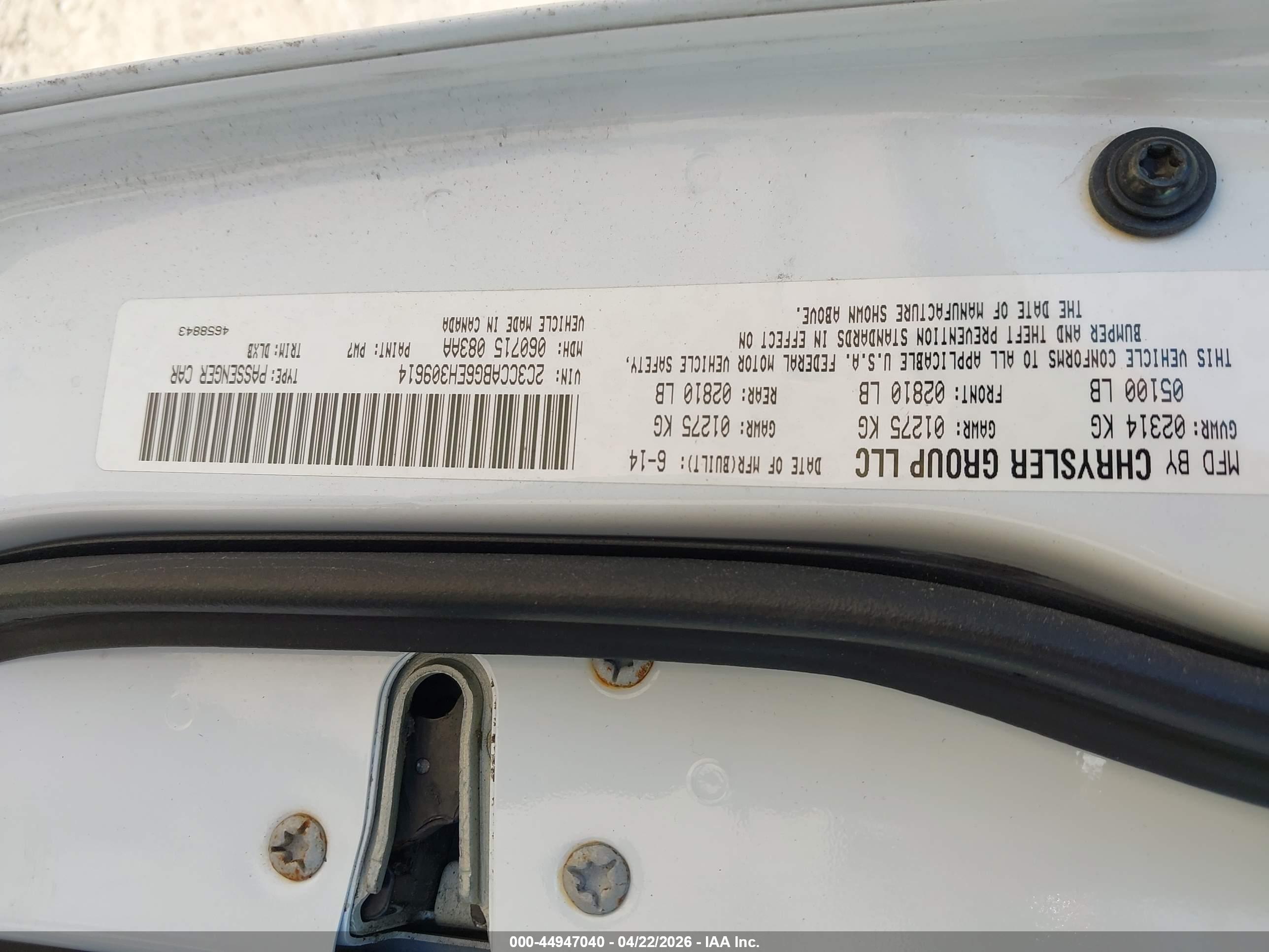 CHRYSLER 300 image 9