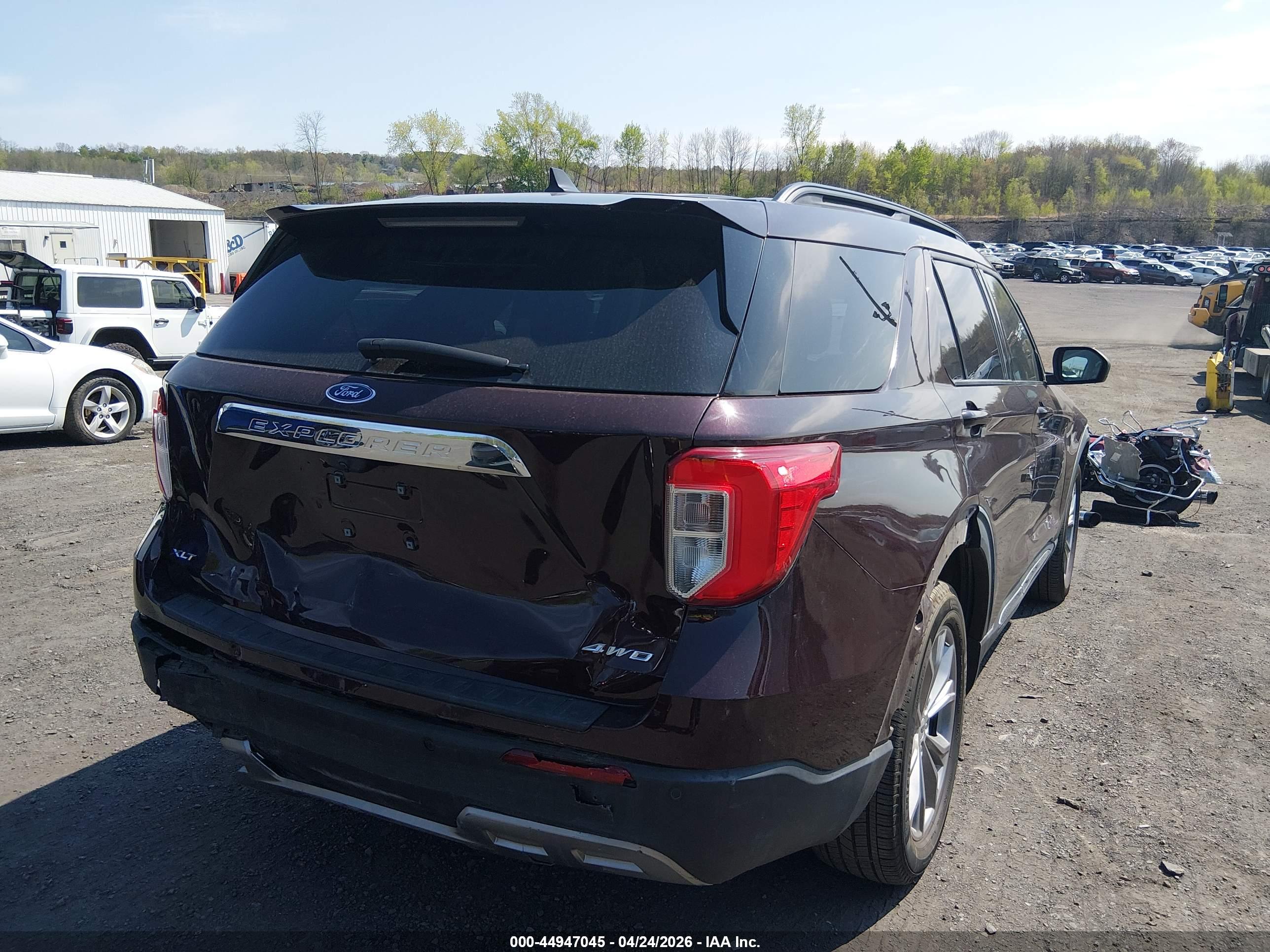 FORD EXPLORER image 6