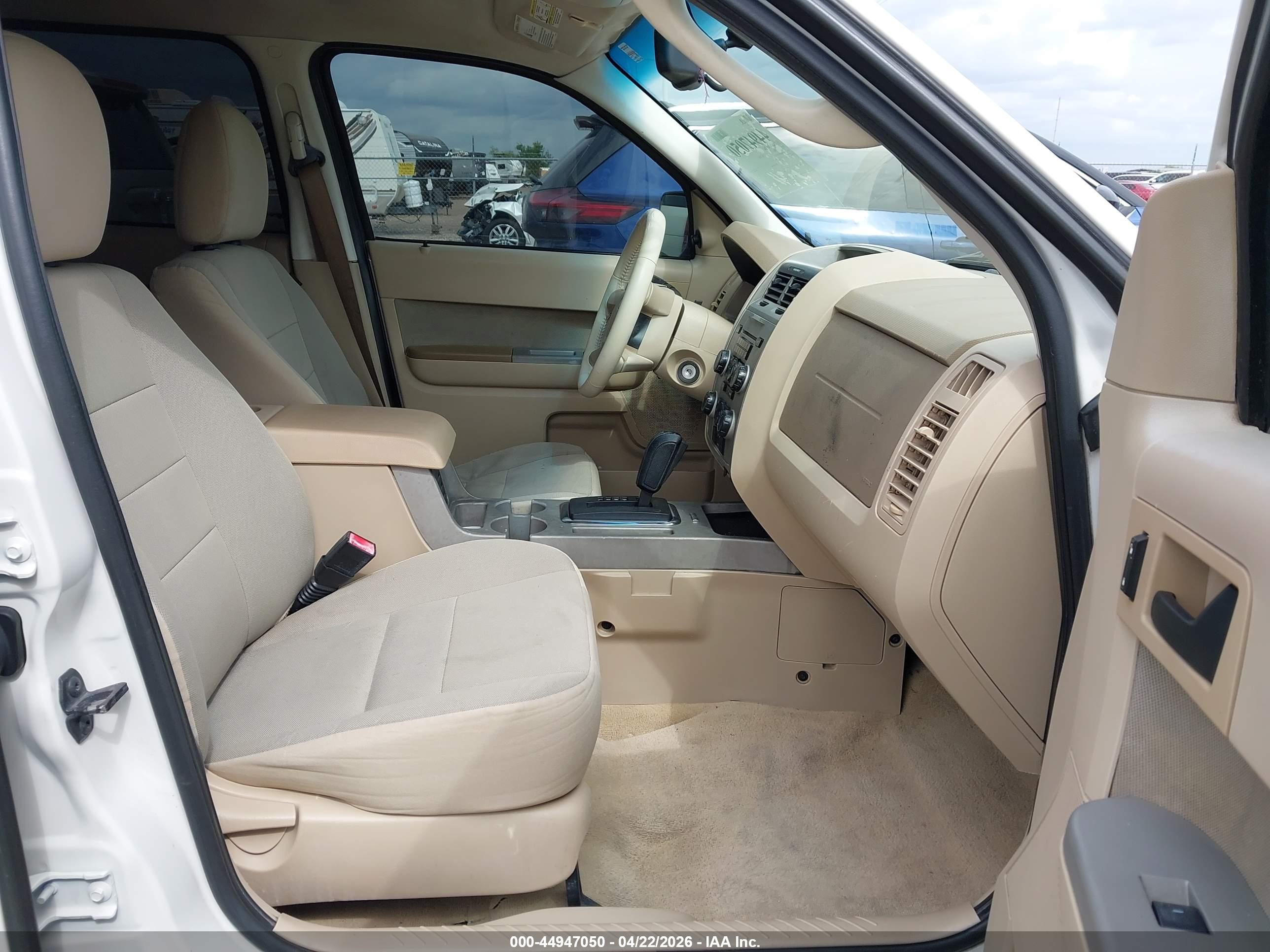 FORD ESCAPE image 5