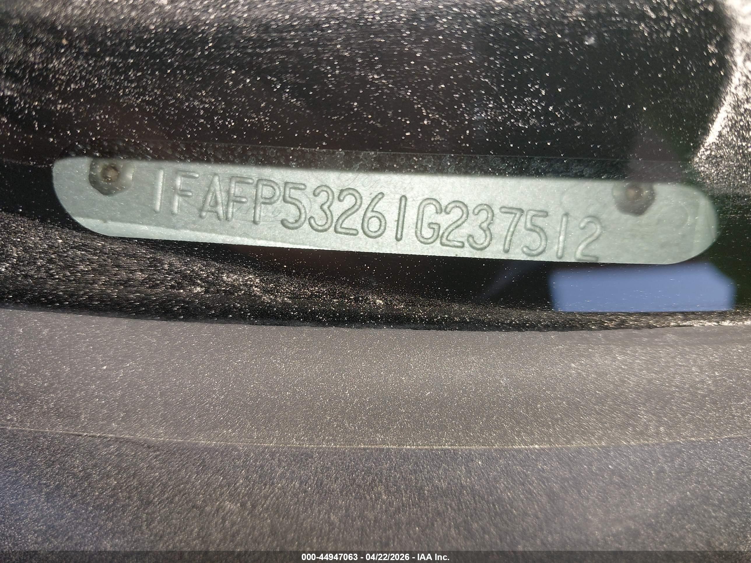 FORD TAURUS image 9