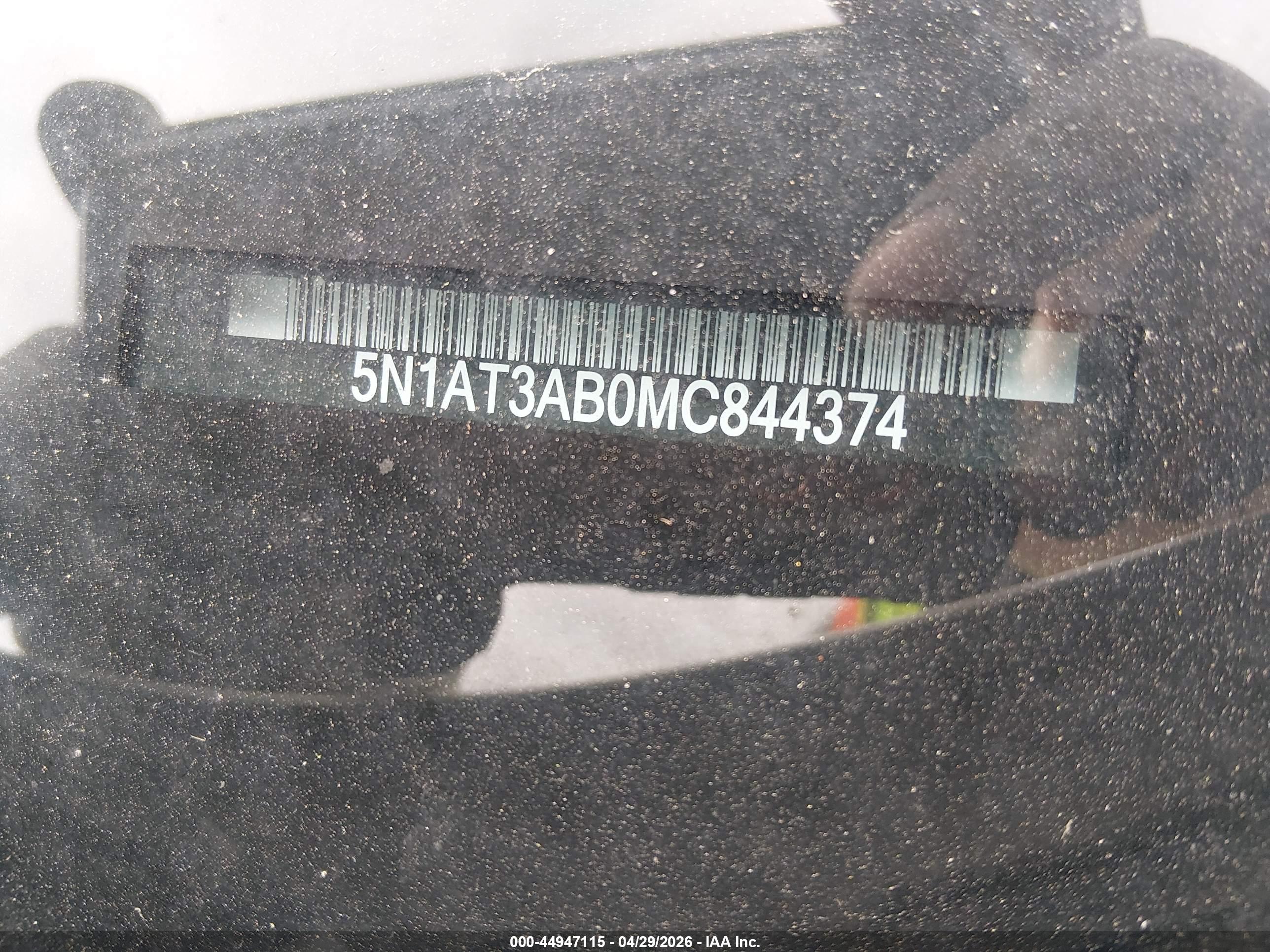 NISSAN ROGUE image 9