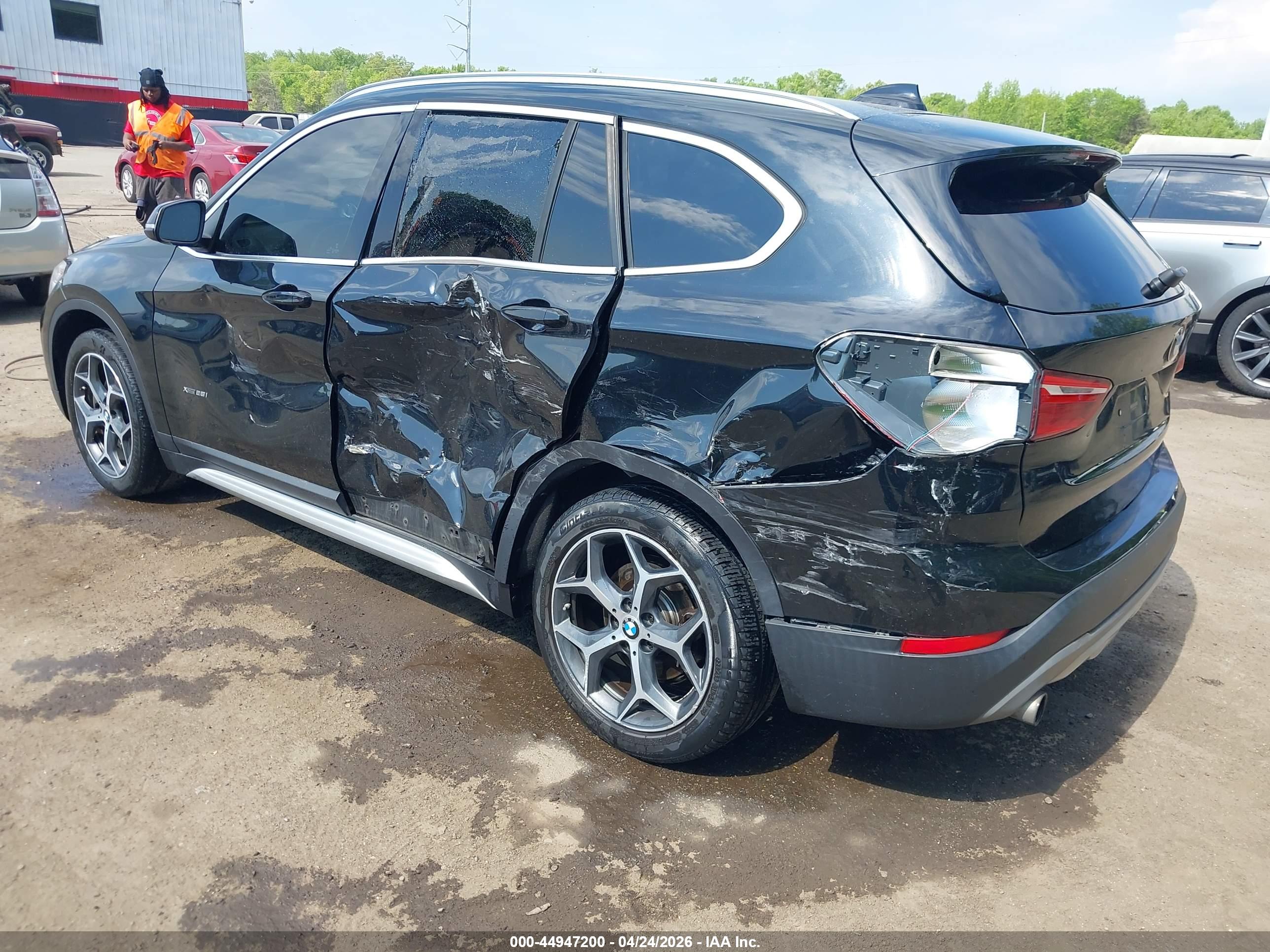 BMW X1 image 3