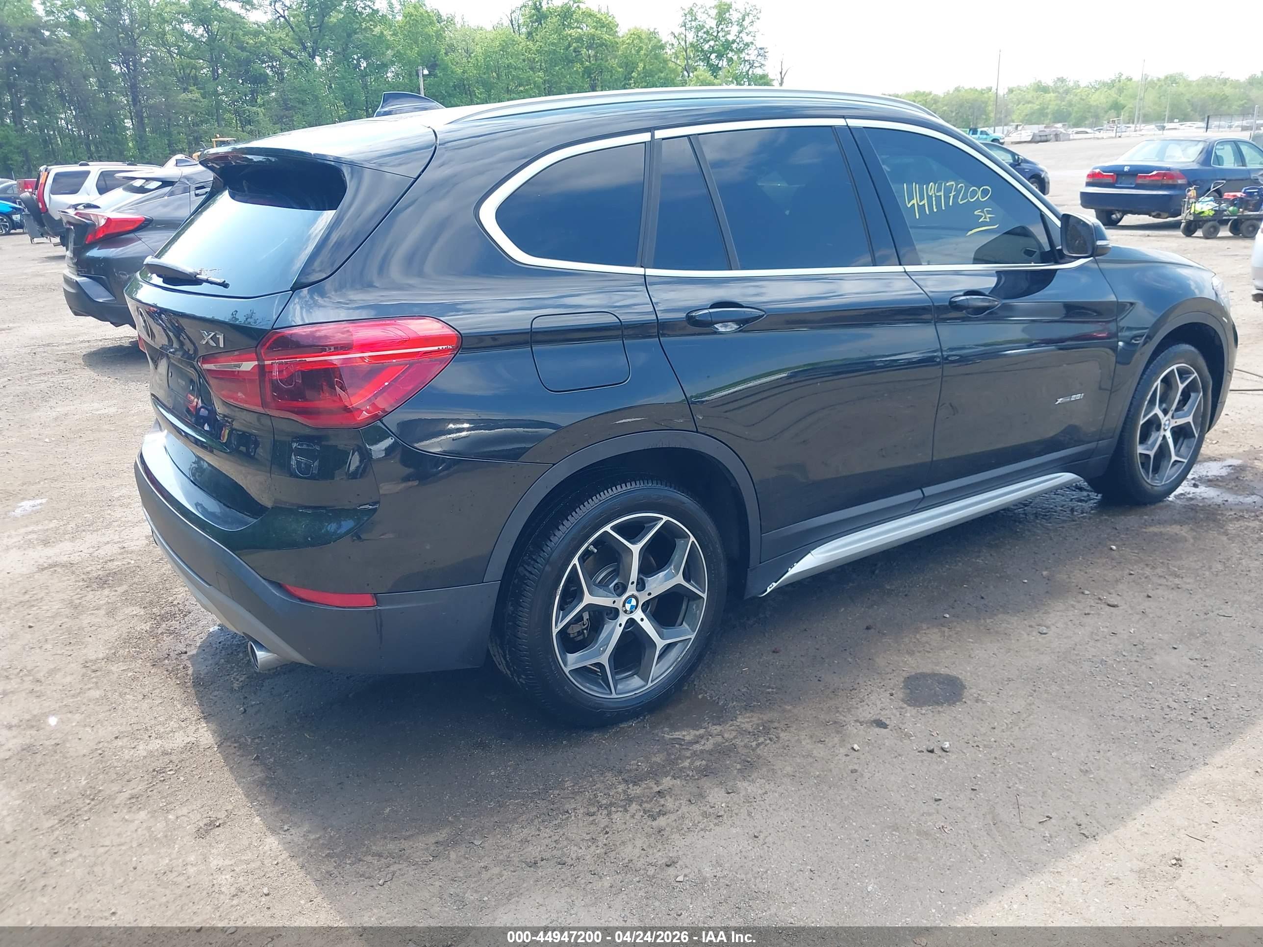 BMW X1 image 4