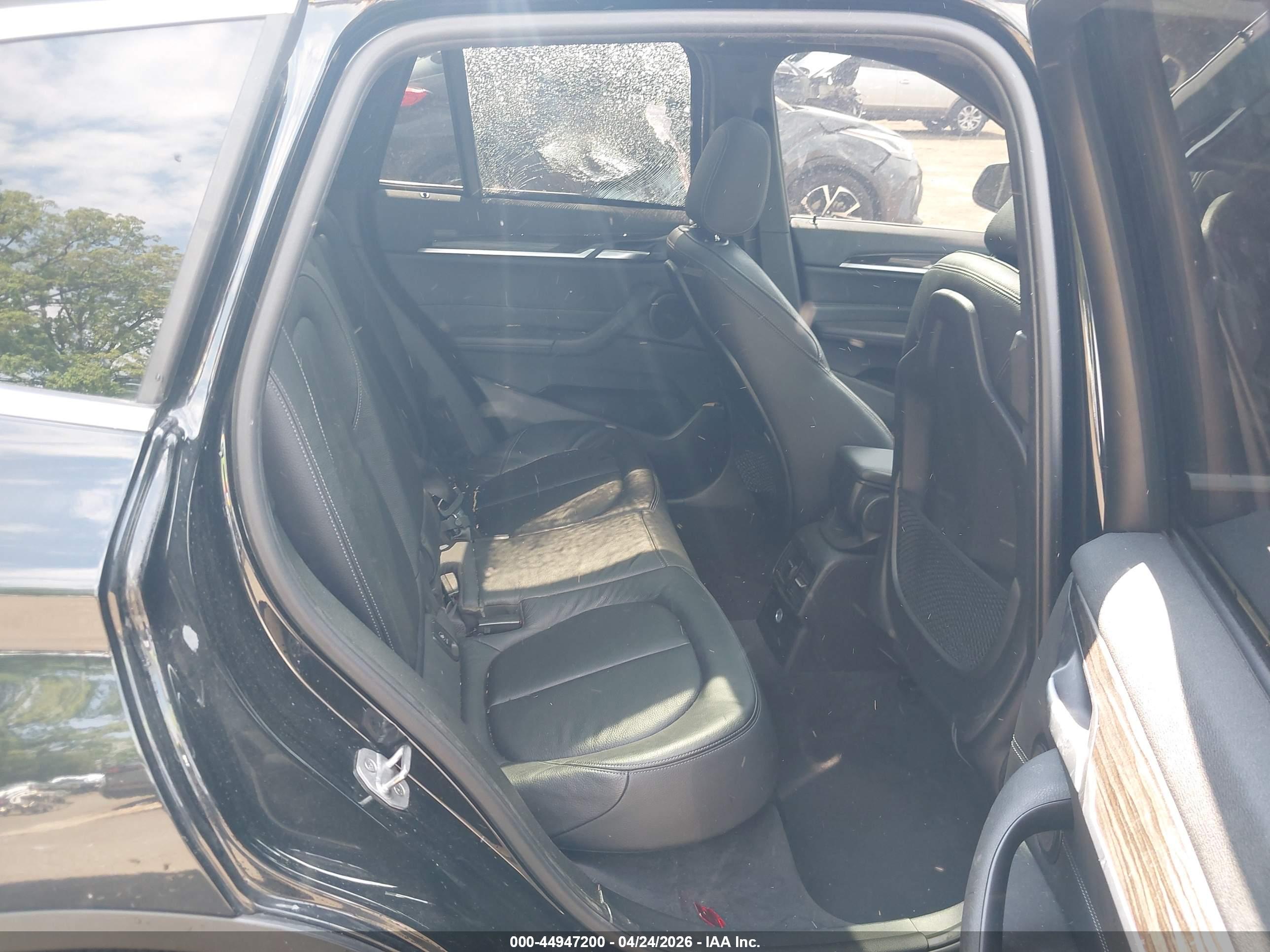 BMW X1 image 8