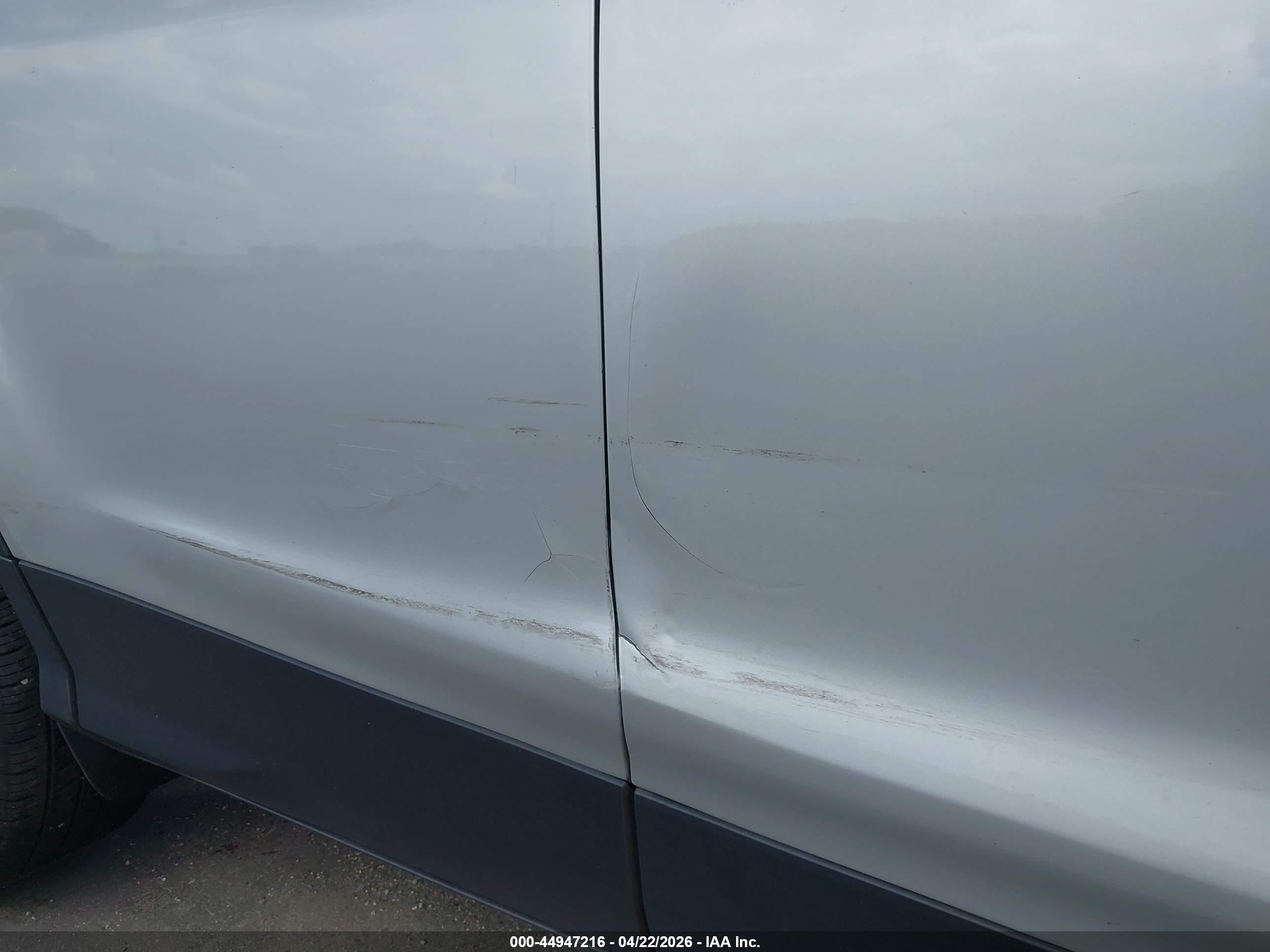 FORD ESCAPE image 6
