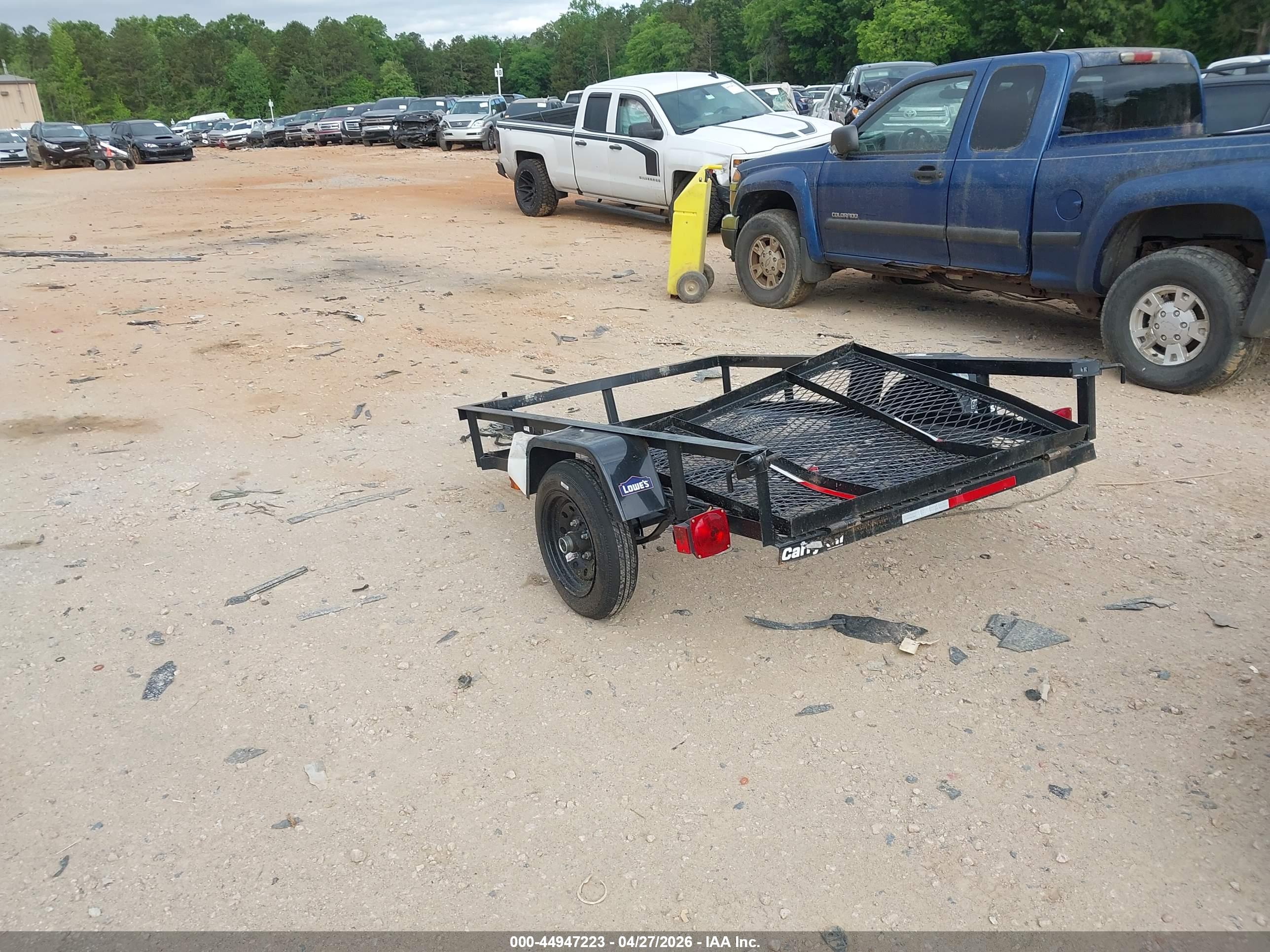 TRAILER CANYON image 3