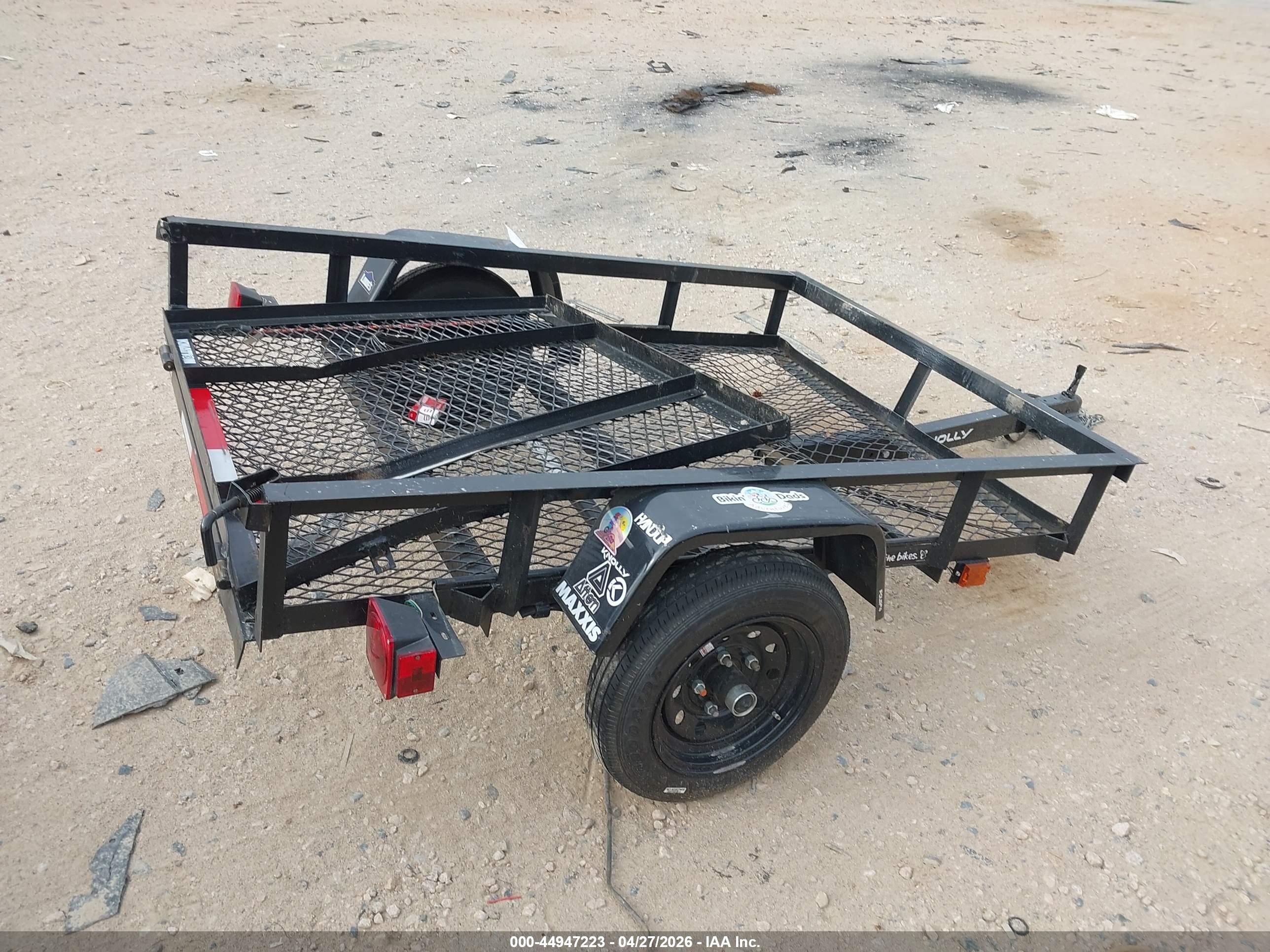 TRAILER CANYON image 5