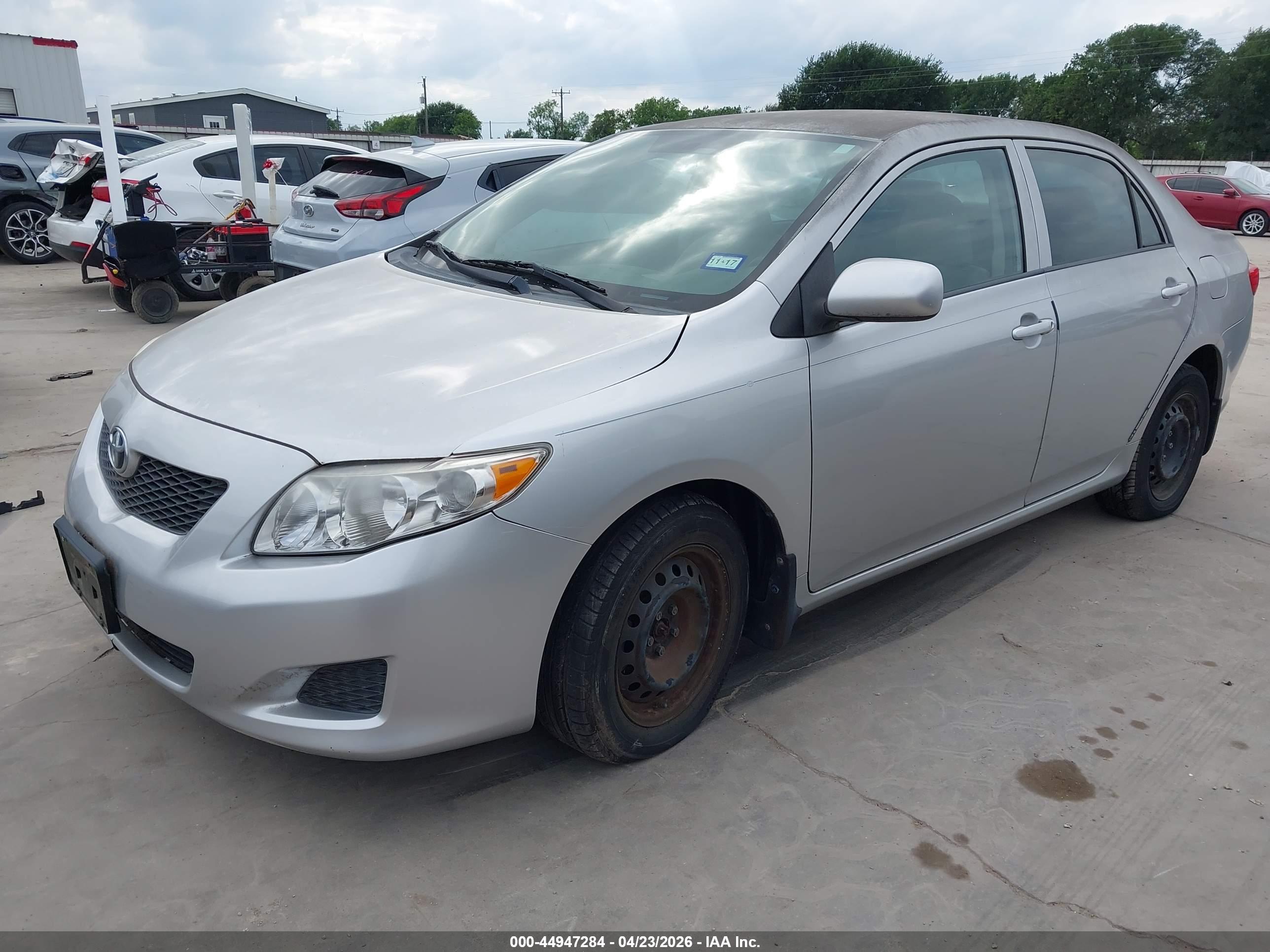 TOYOTA COROLLA image 2