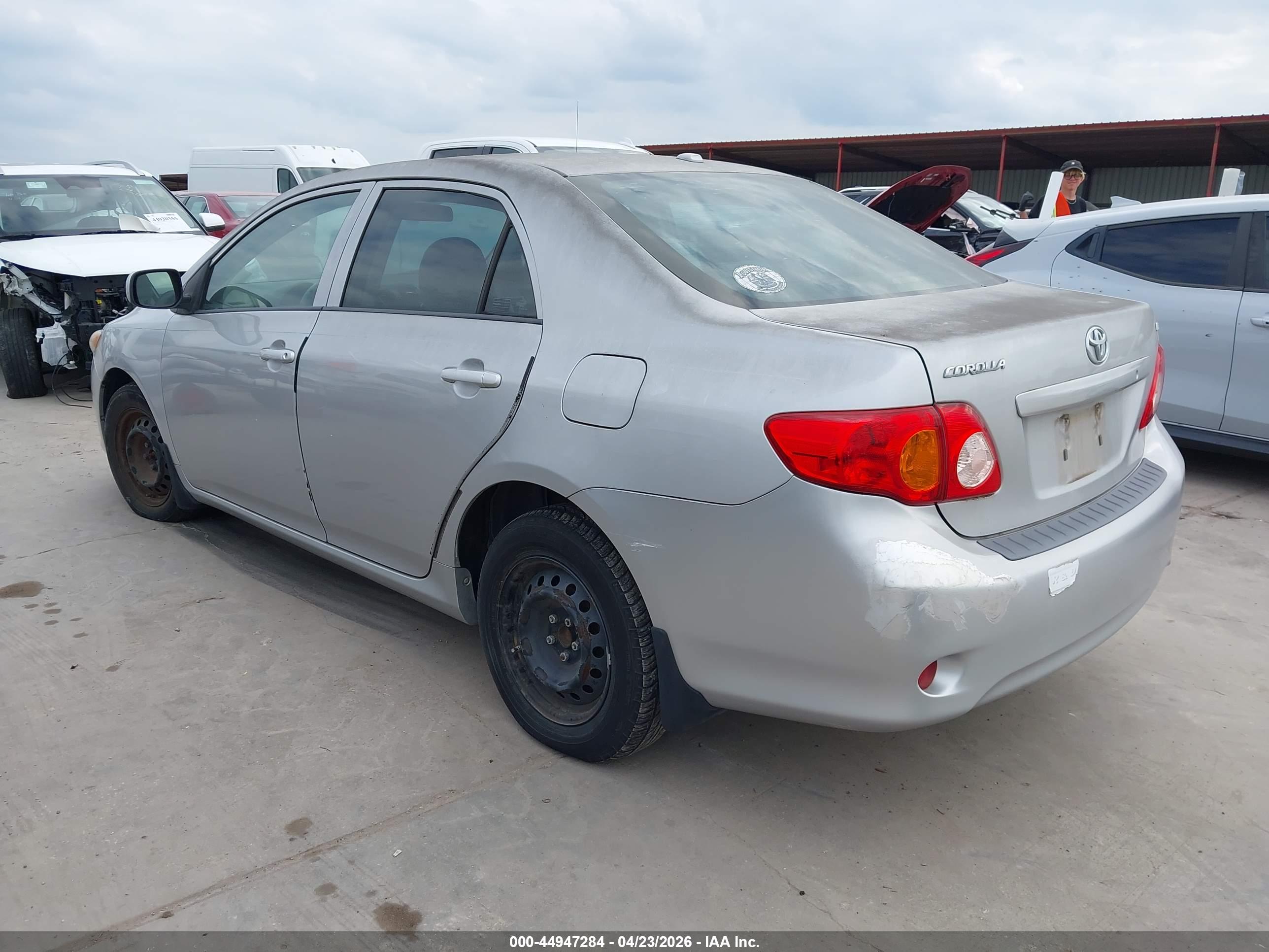 TOYOTA COROLLA image 3