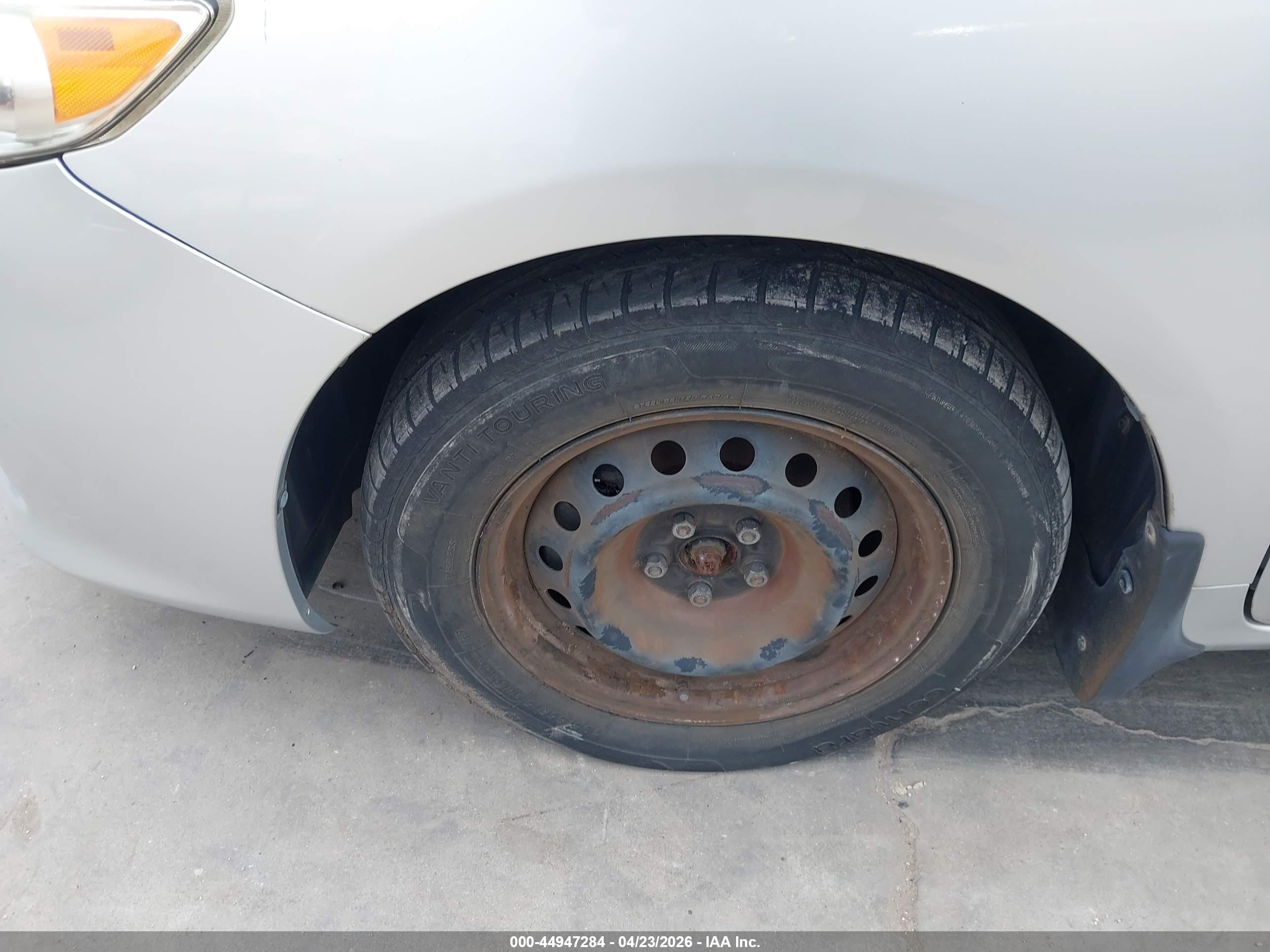 TOYOTA COROLLA image 6