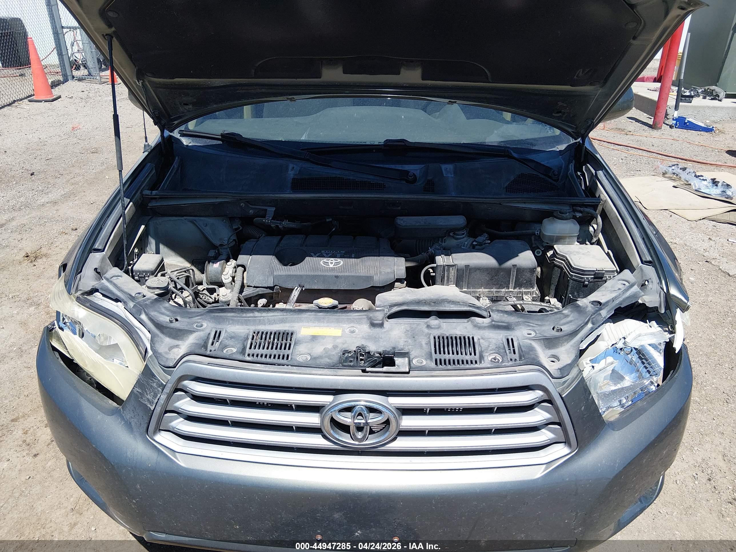 TOYOTA HIGHLANDER image 10