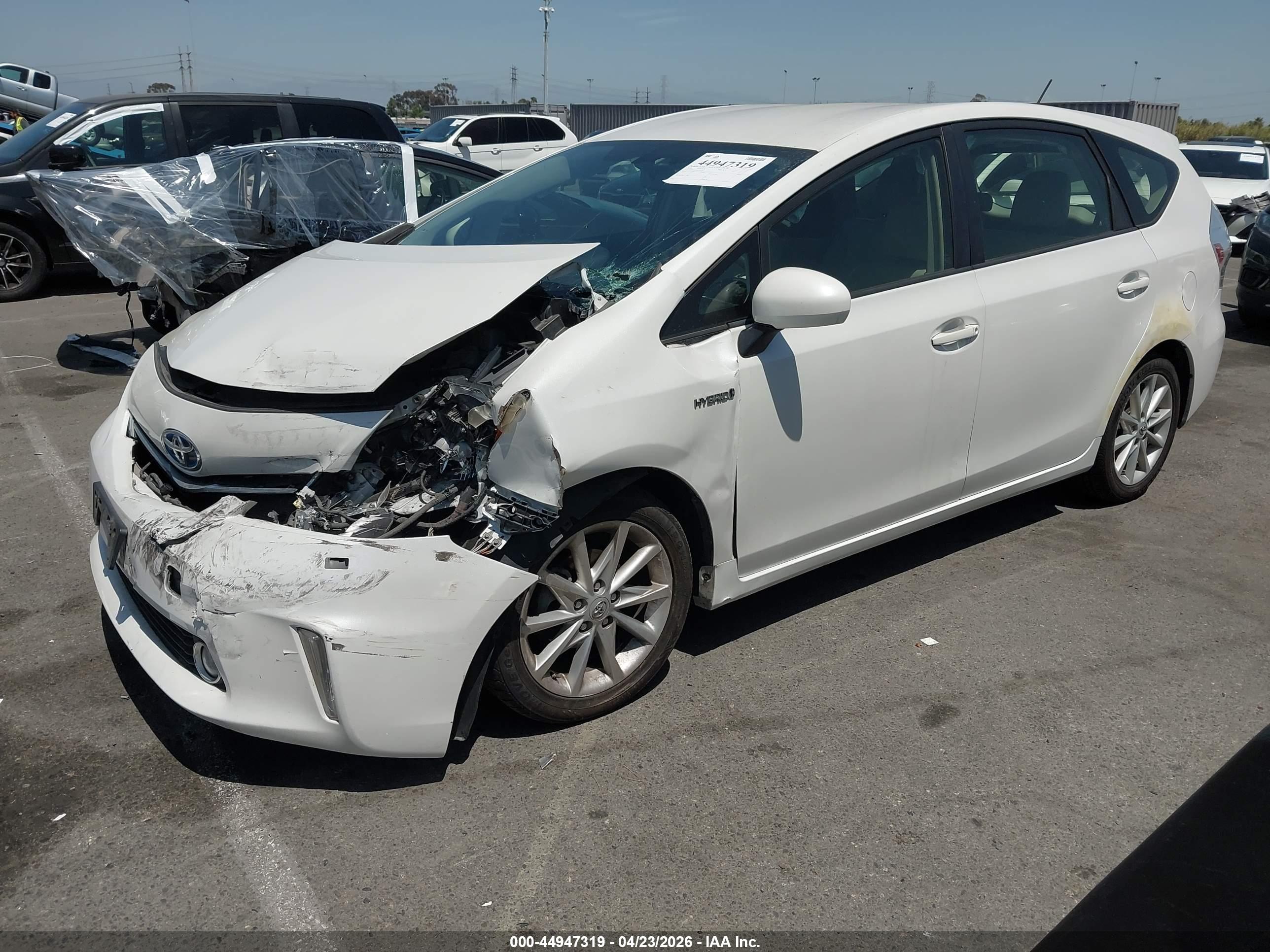 TOYOTA PRIUS image 2