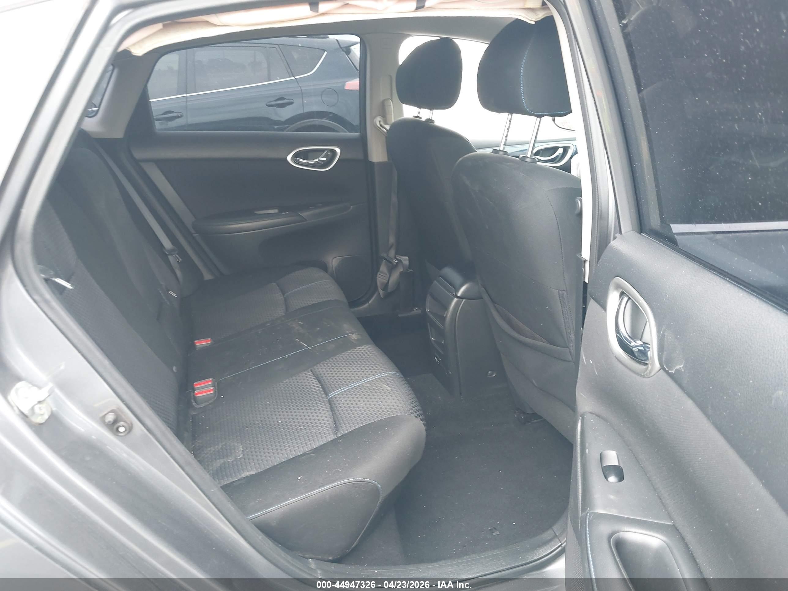 NISSAN SENTRA image 8