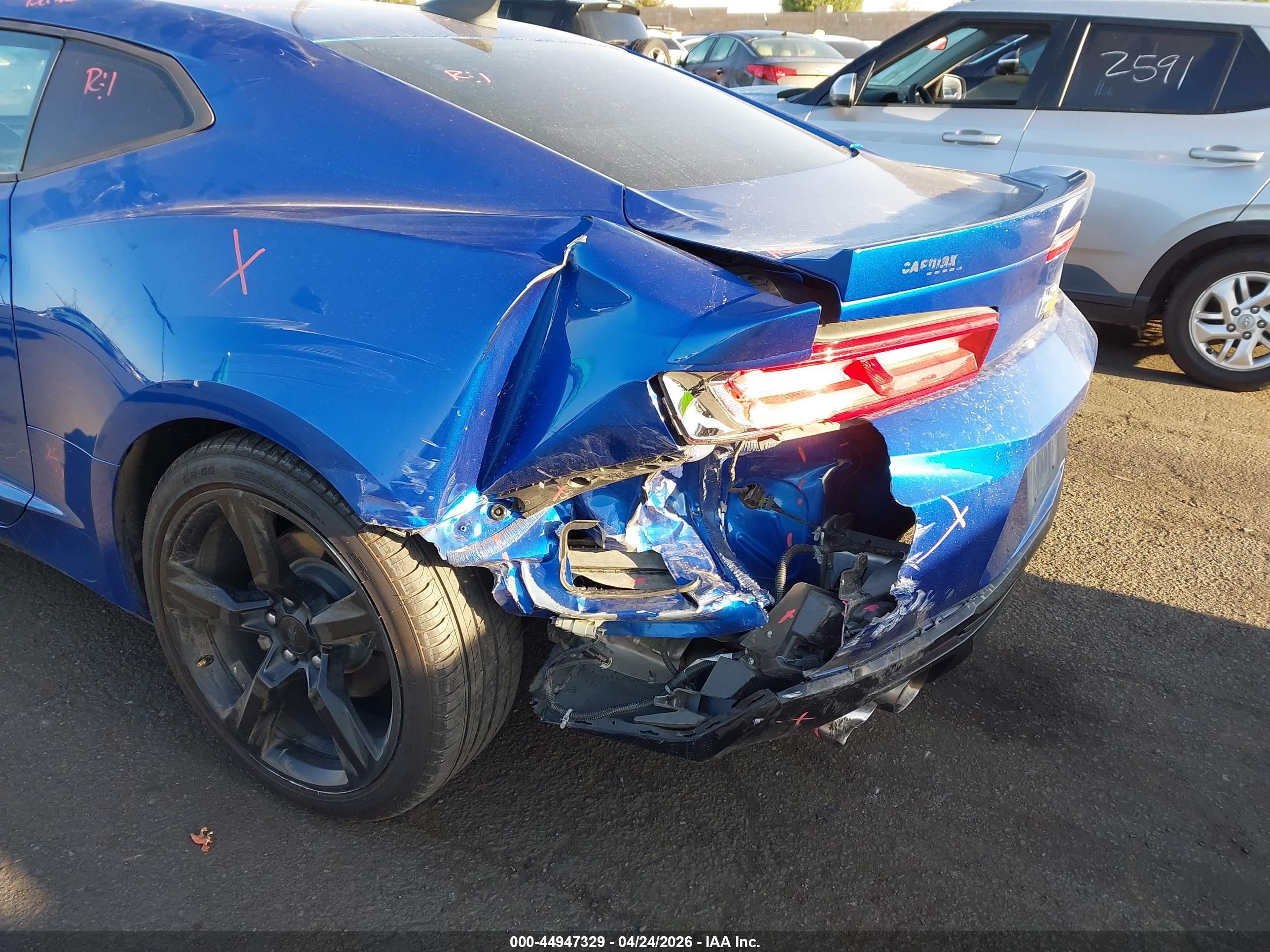 CHEVROLET CAMARO image 6