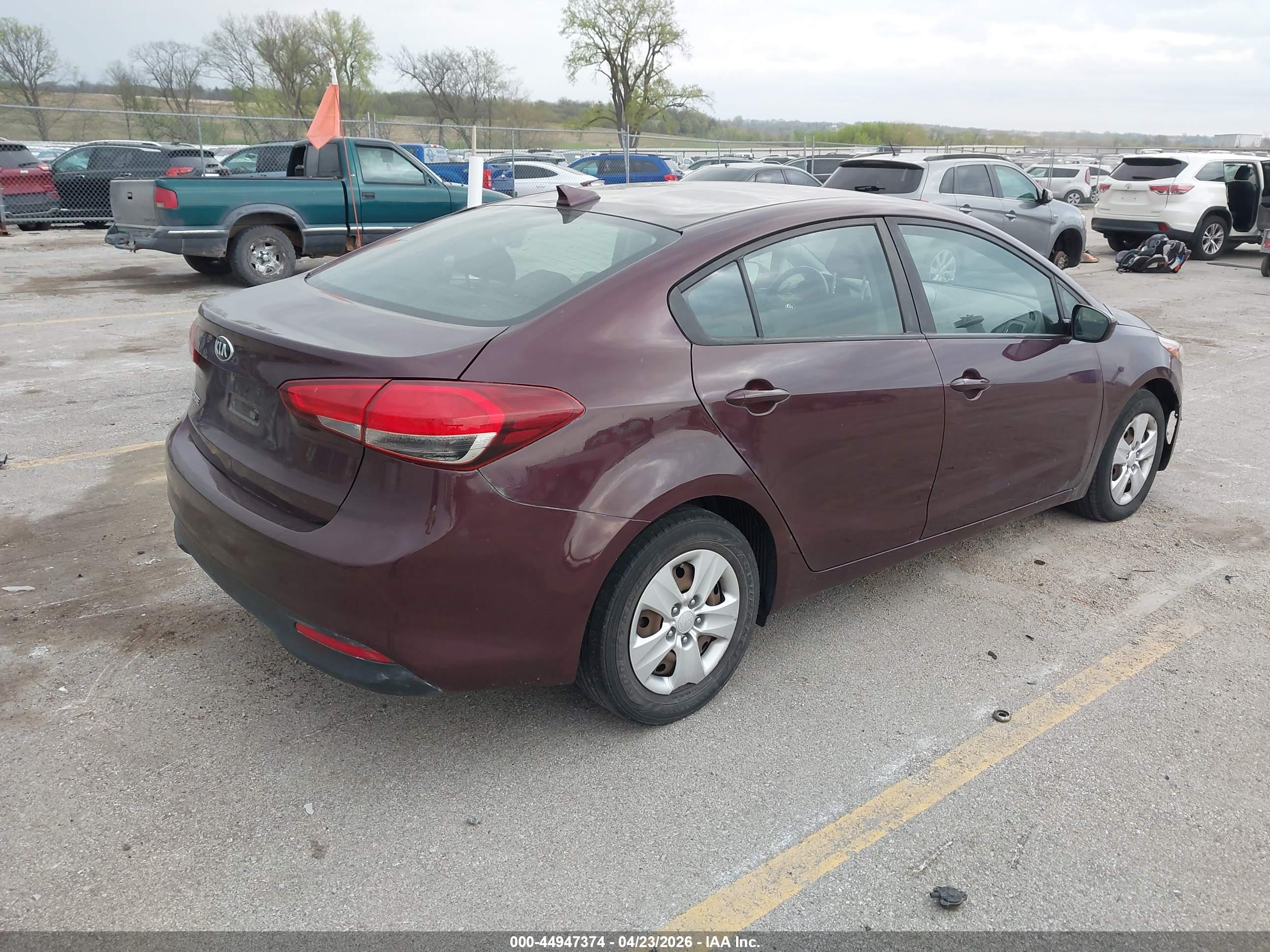 KIA FORTE image 4