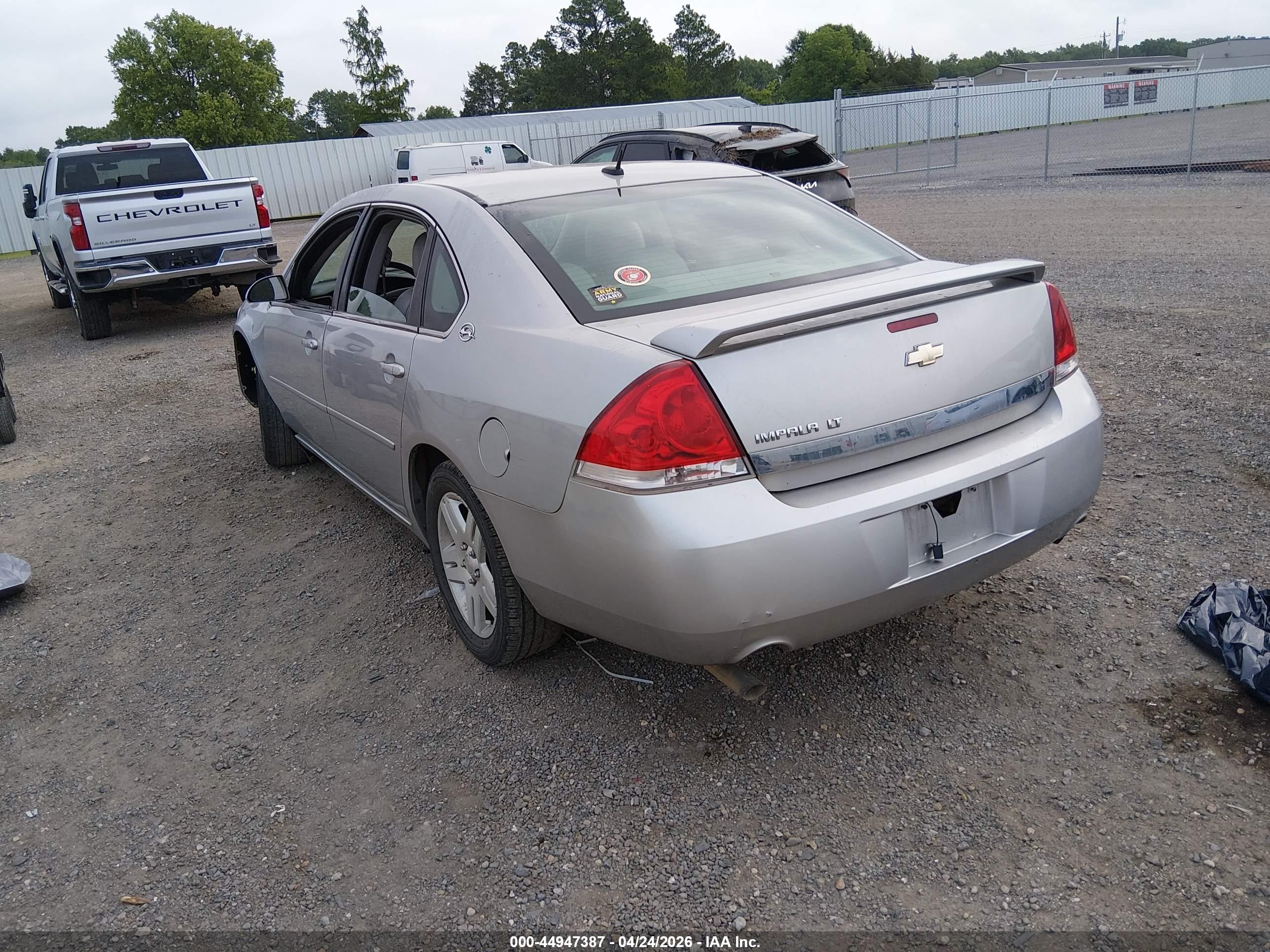 CHEVROLET IMPALA image 3